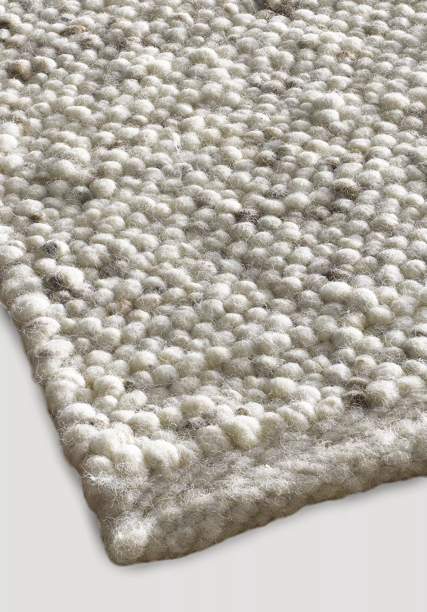 Rhönschaf woven carpet made from regional virgin wool - 1