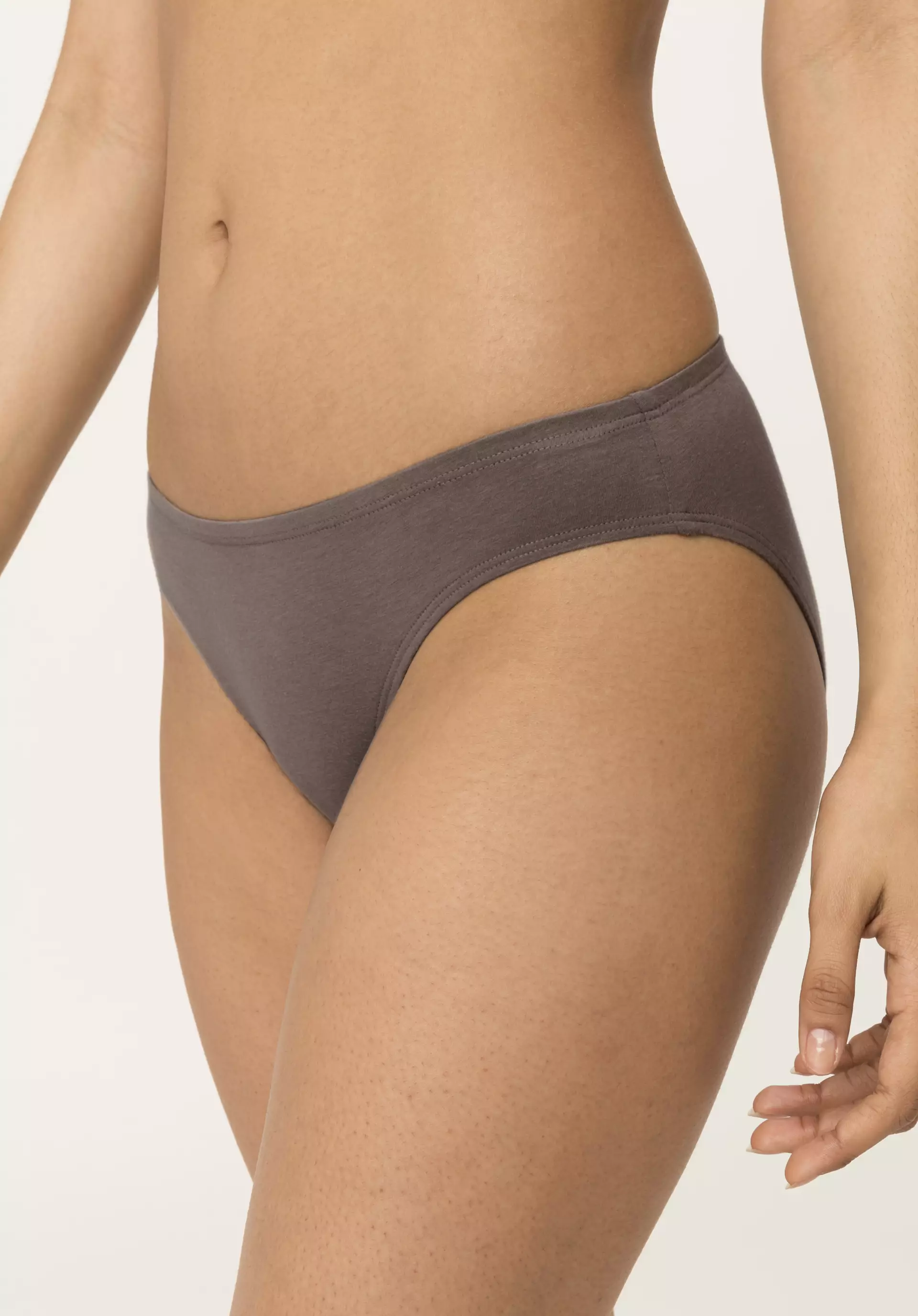 Low-cut briefs made from organic cotton and TENCEL™Modal - 1