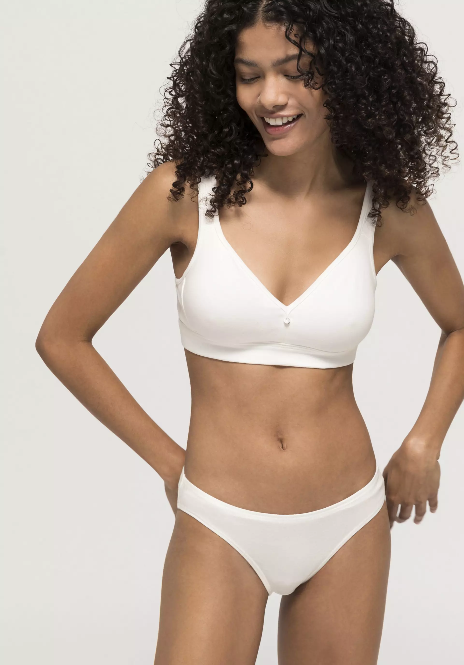 Low-cut briefs made from organic cotton - 1