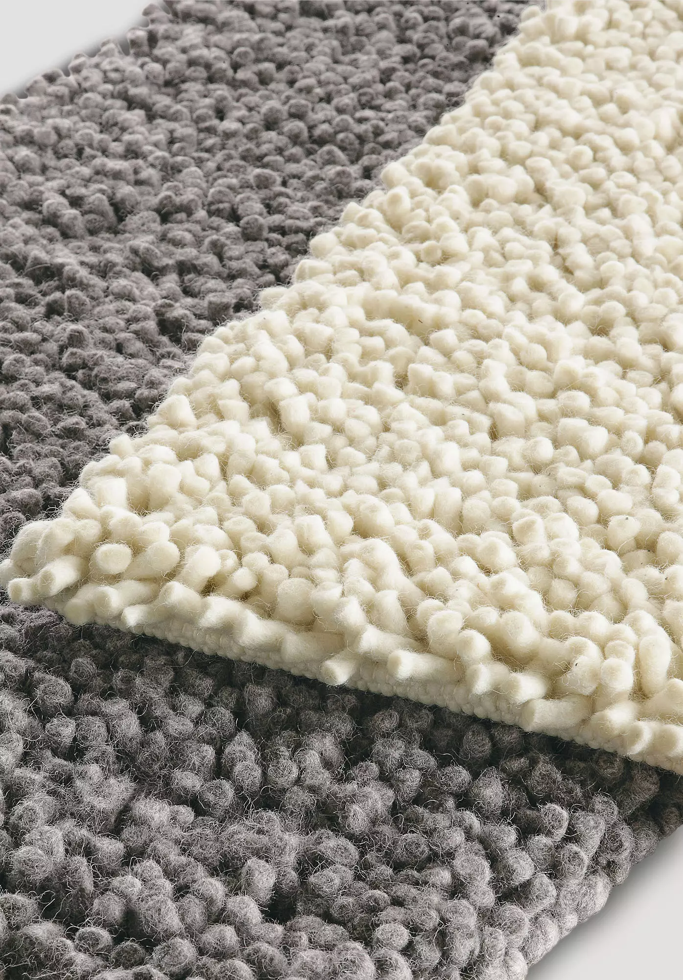 Dyke sheep pile carpet made of pure new wool - 0