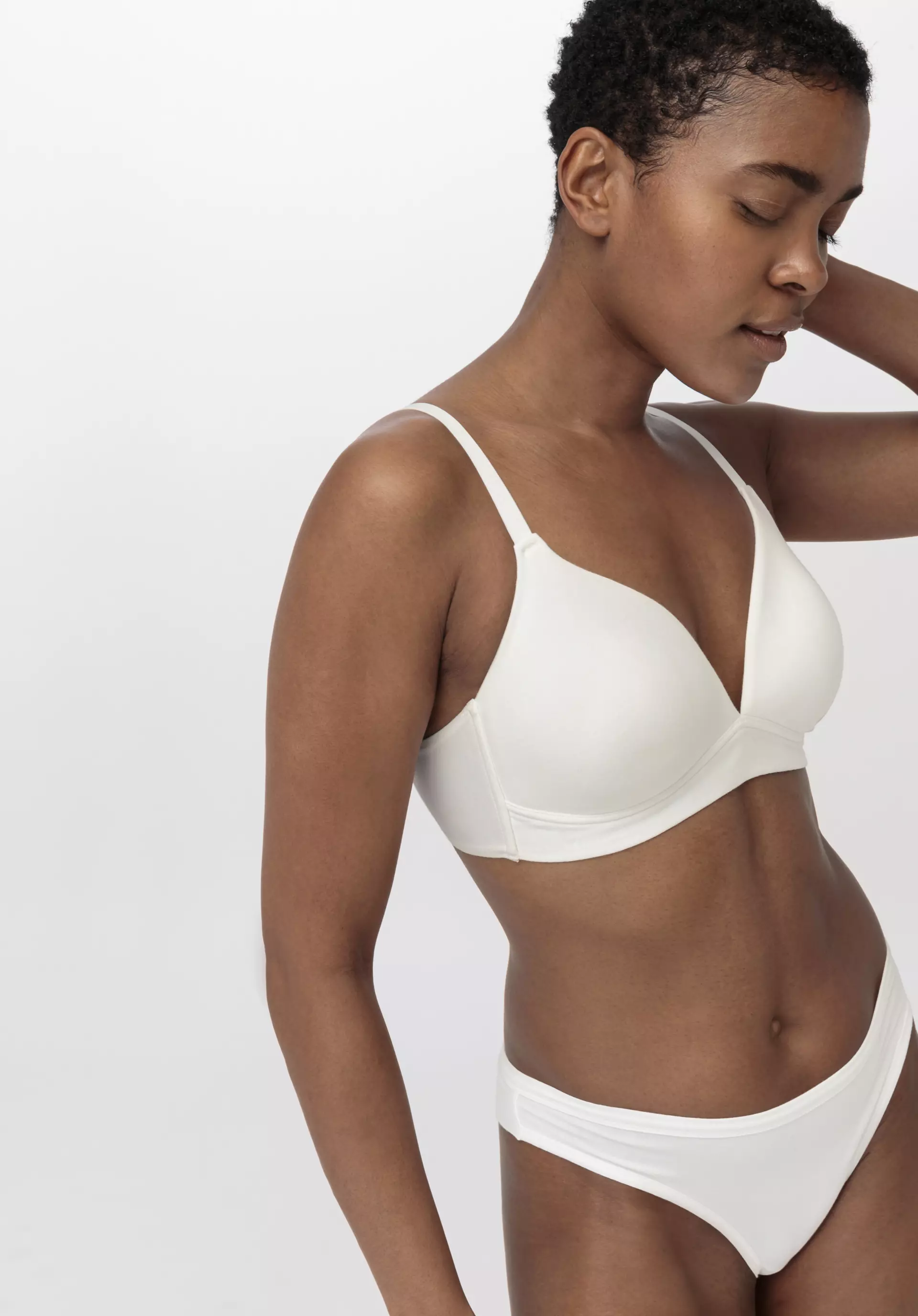Non-wired spacer bra PURE SENSE made of organic cotton and TENCEL