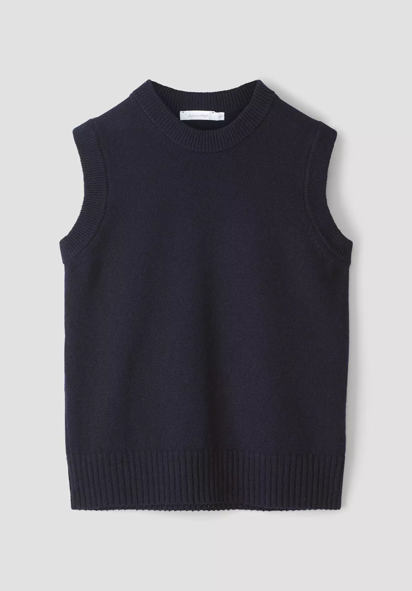 Tank top made from pure lambswool - 4