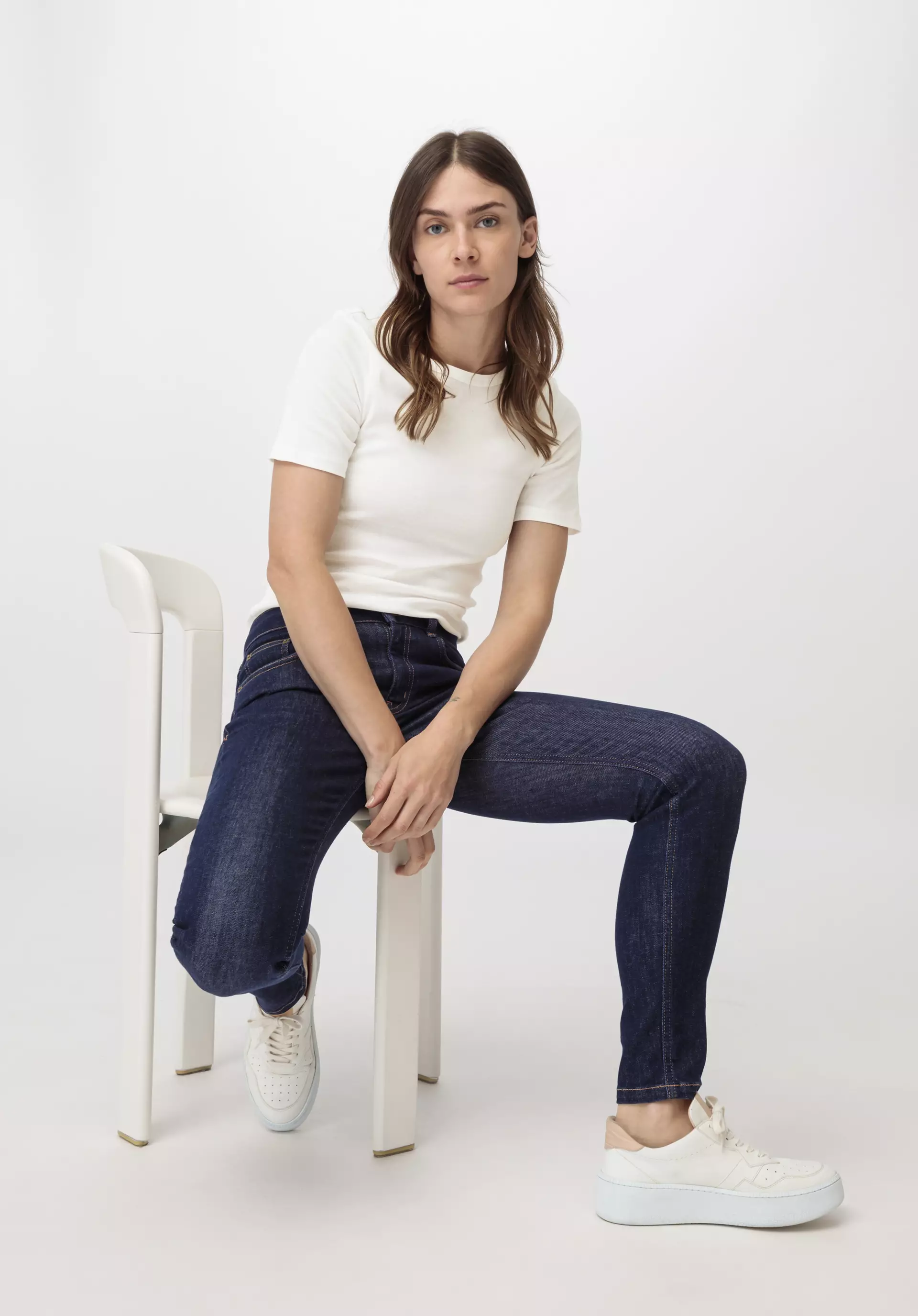 LINA Mid Rise Skinny jeans made from organic denim - 0