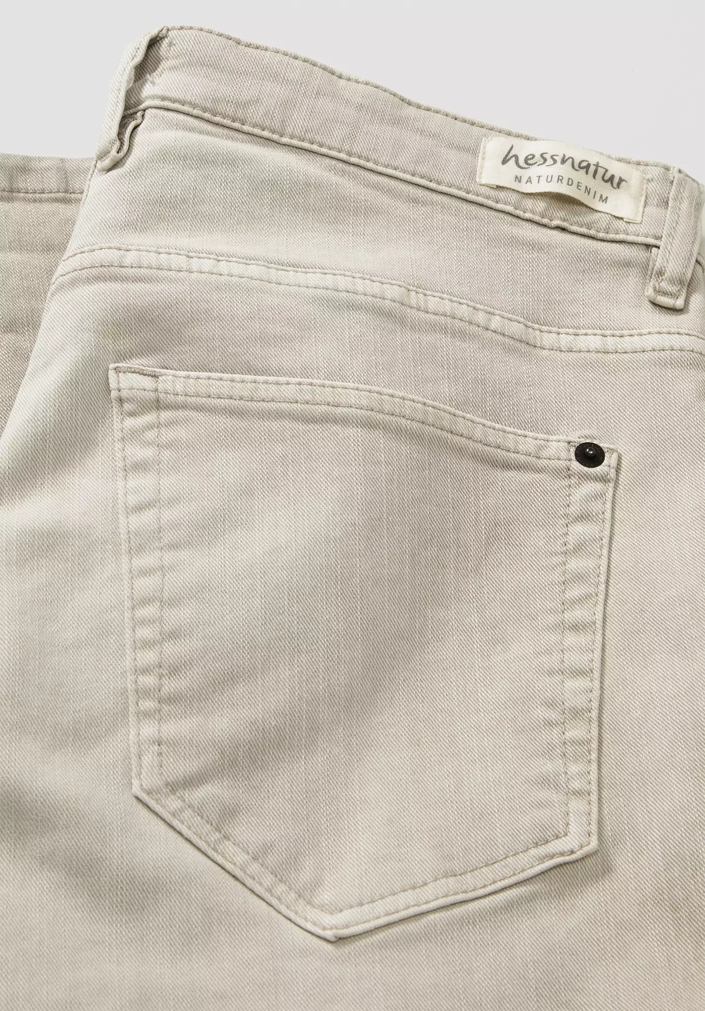 Jeans Jasper mineralgefärbt Slim Fit aus Bio-Denim - 5