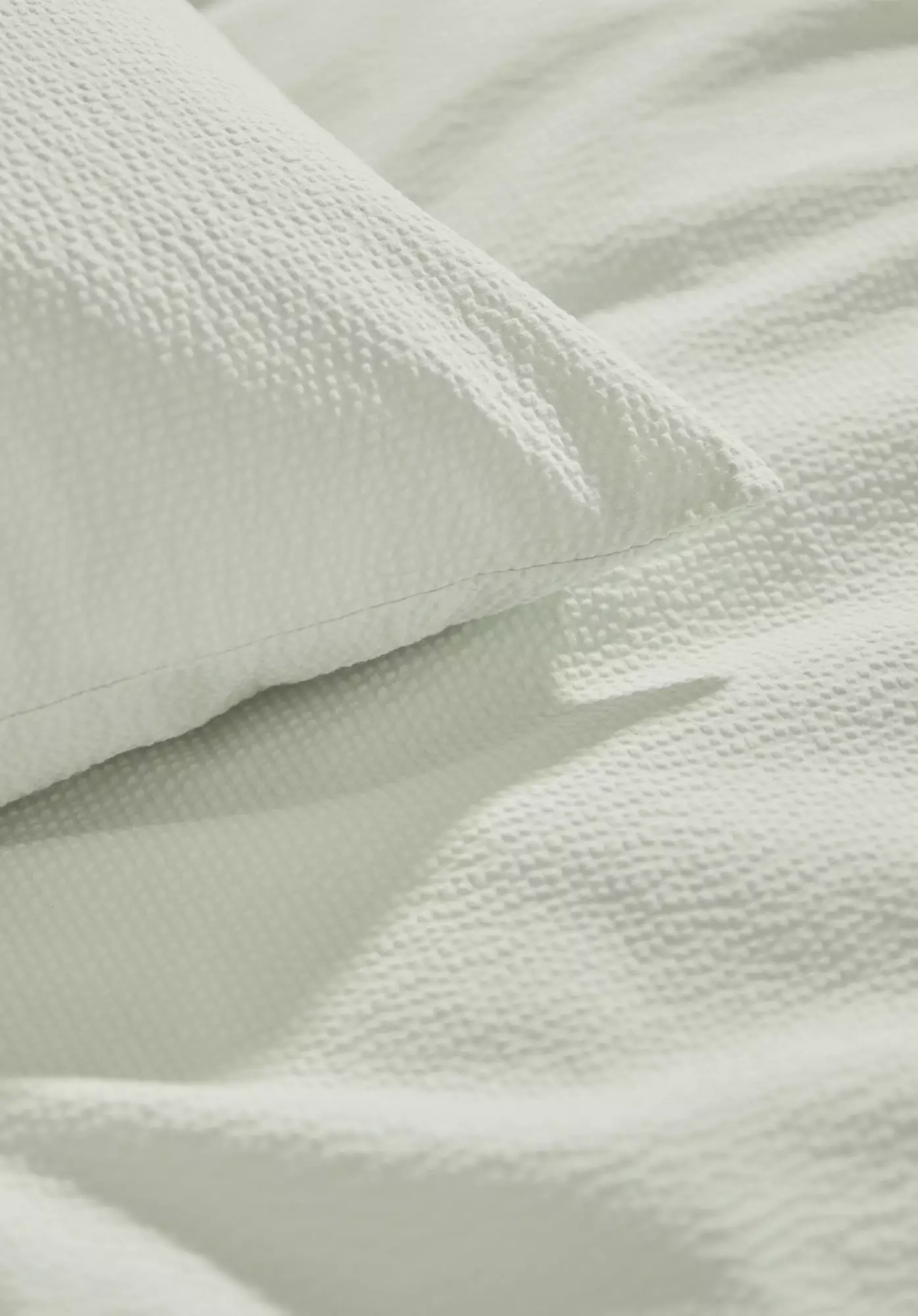 Seersucker pillowcase made from pure organic cotton - 0