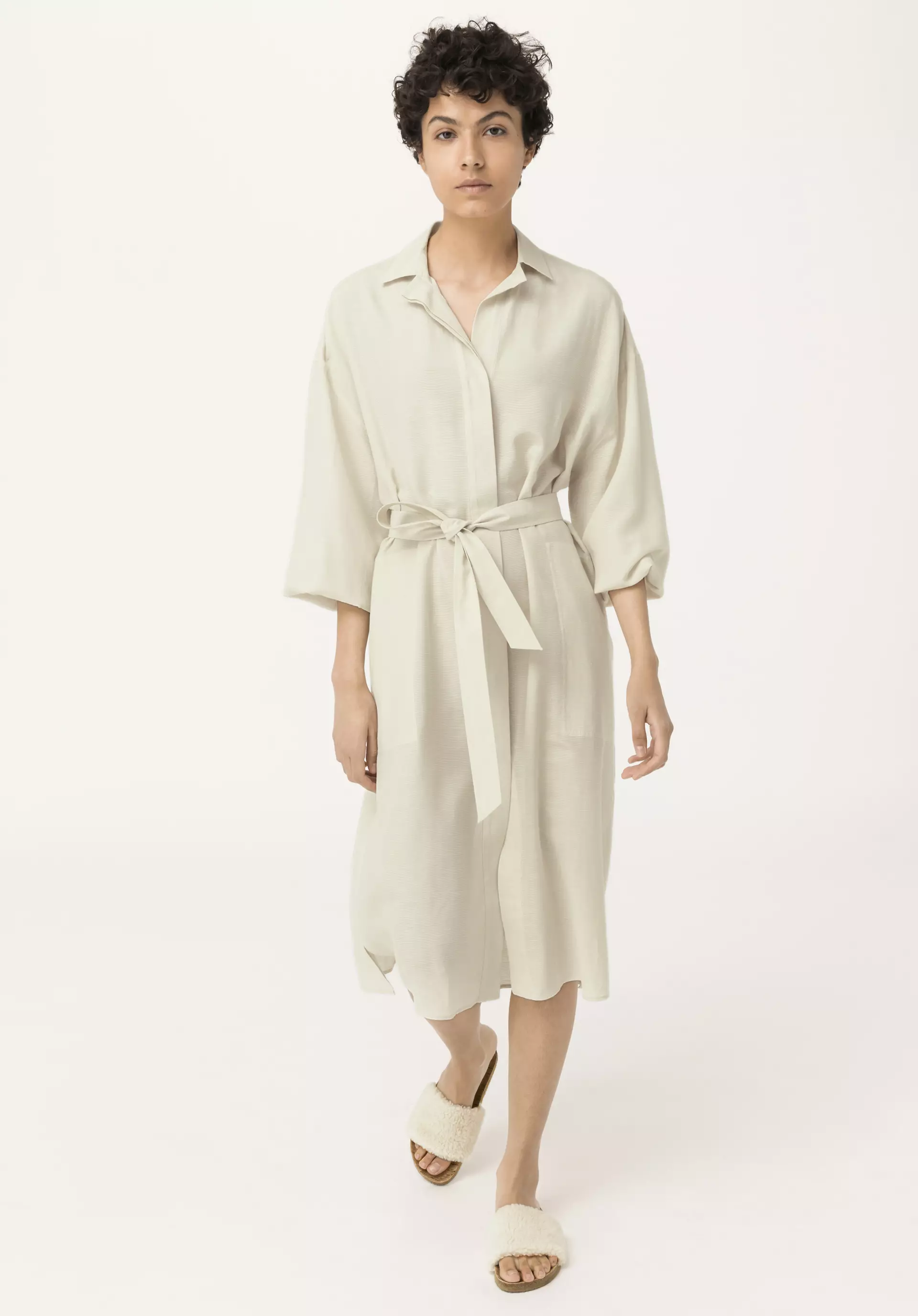 Midi-Kleid aus Seide mit Hanf und Bio-Baumwolle - 0
