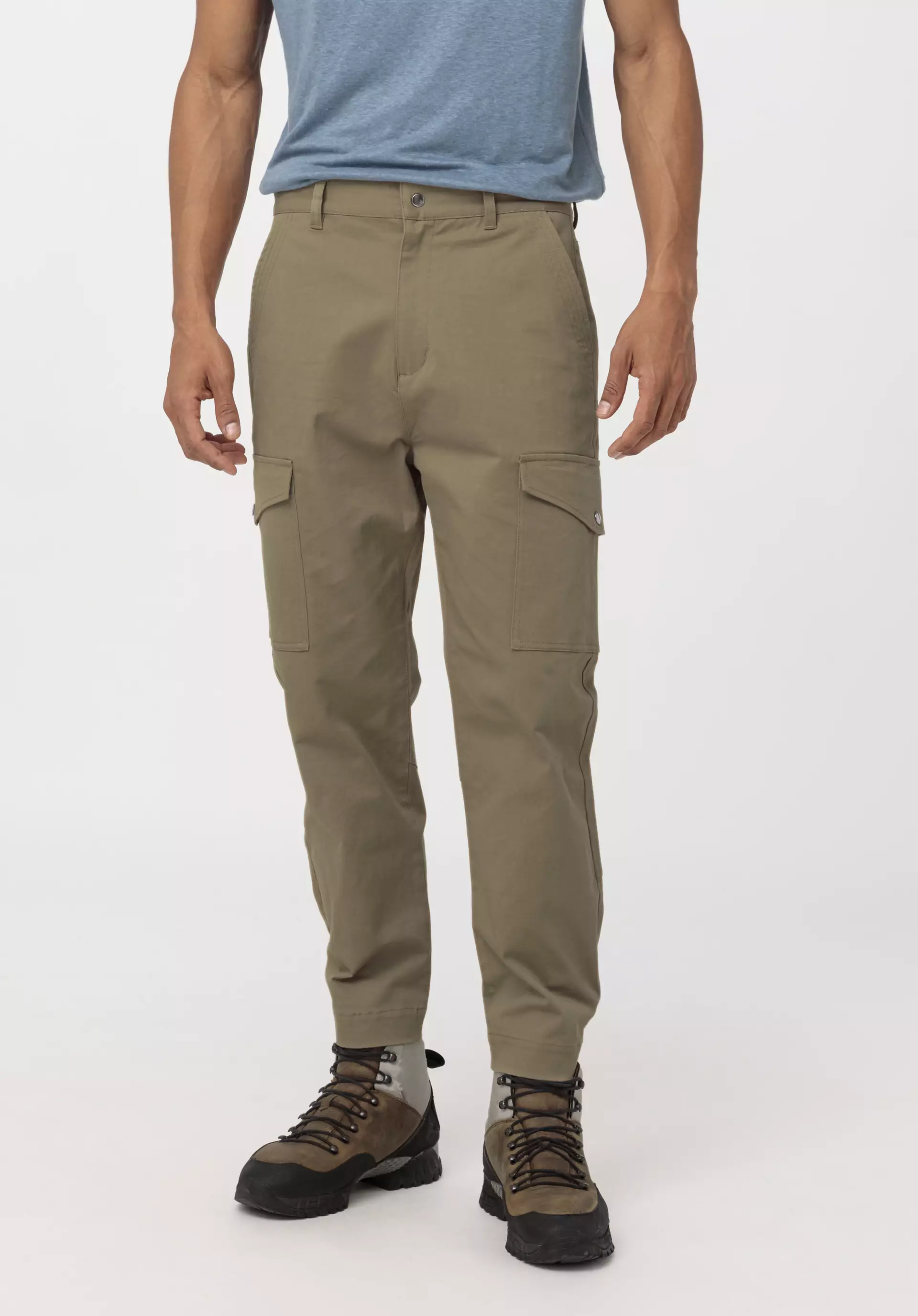 Cropped cargo pants made from organic cotton with hemp - 0