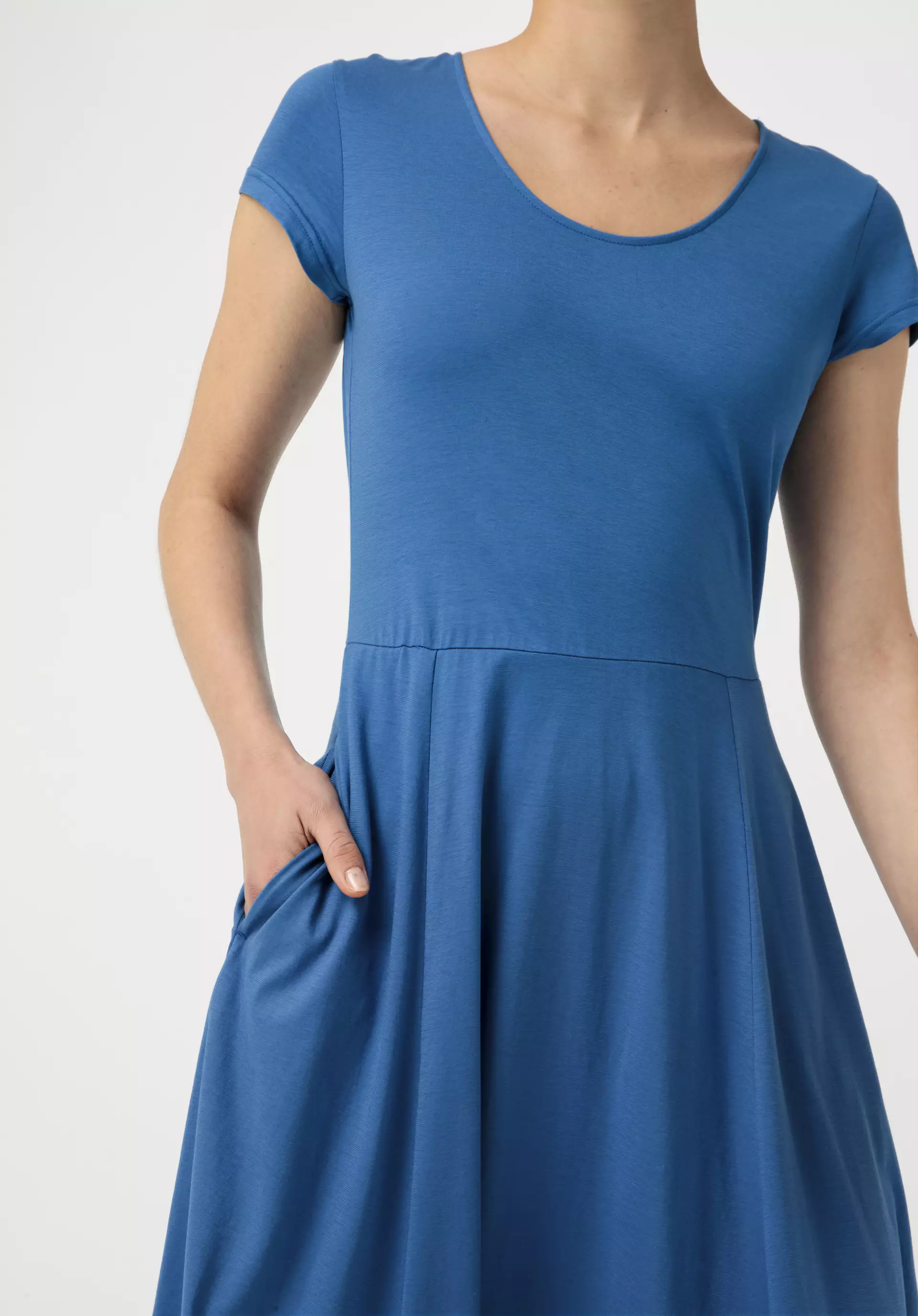Jersey dress made from pure organic cotton - 1