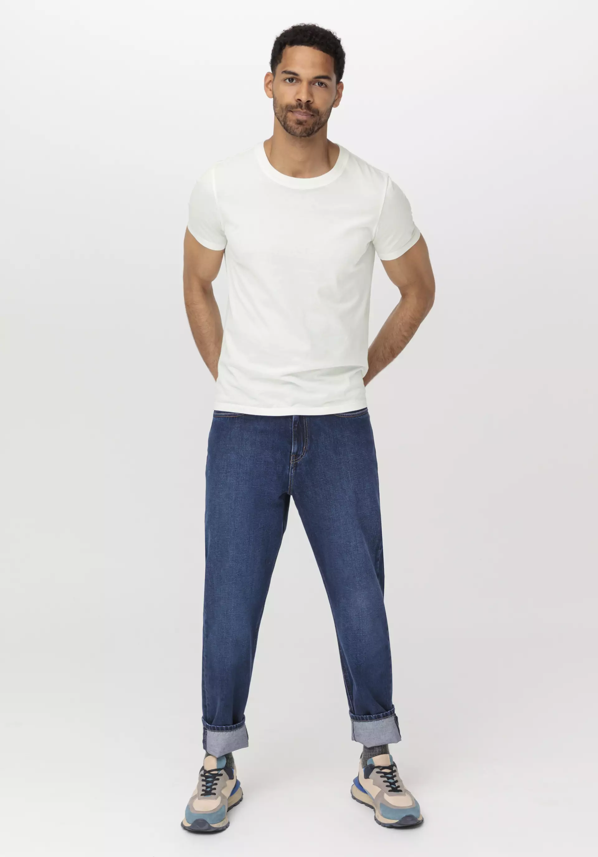 Jeans MADS Relaxed Tapered aus reinem Bio-Denim - 1