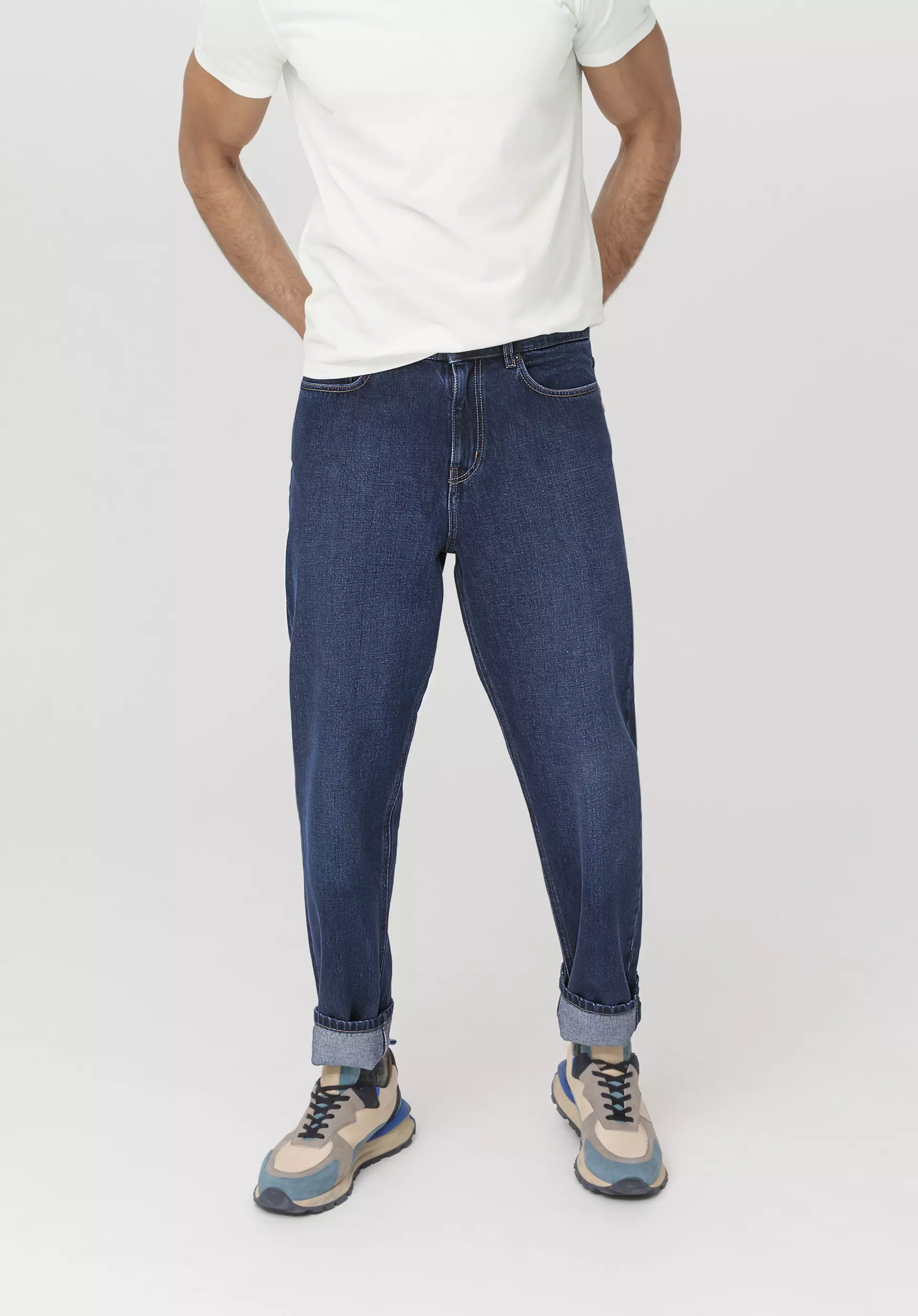 Jeans MADS Relaxed Tapered aus reinem Bio-Denim - 3