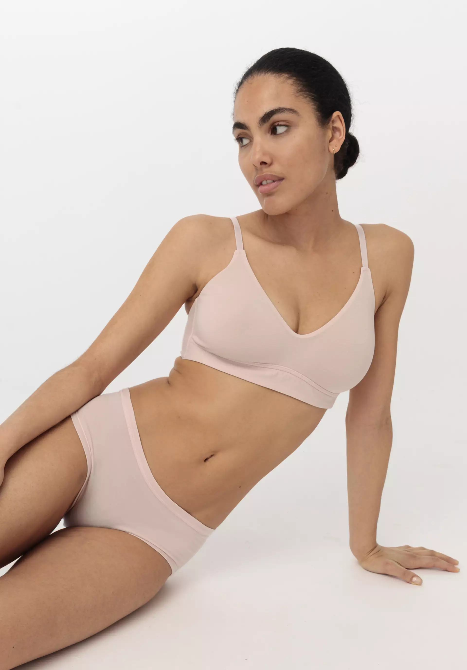 Panty low cut PURE BALANCE made of organic cotton and Tencel