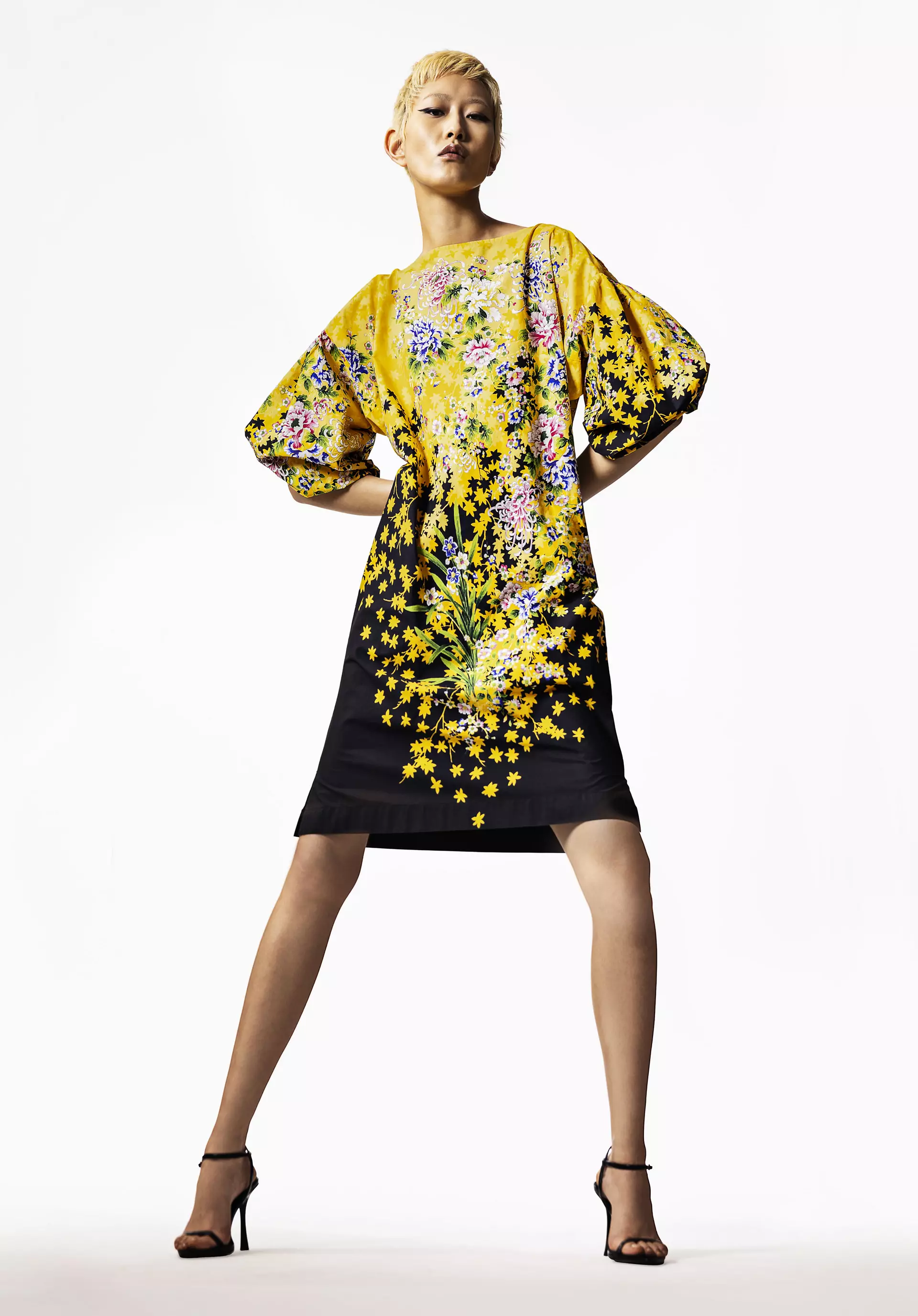 WUNDERKIND X HESSNATUR Kleid Oversize mit Kimono-Print aus reiner Bio-Baumwolle - 0
