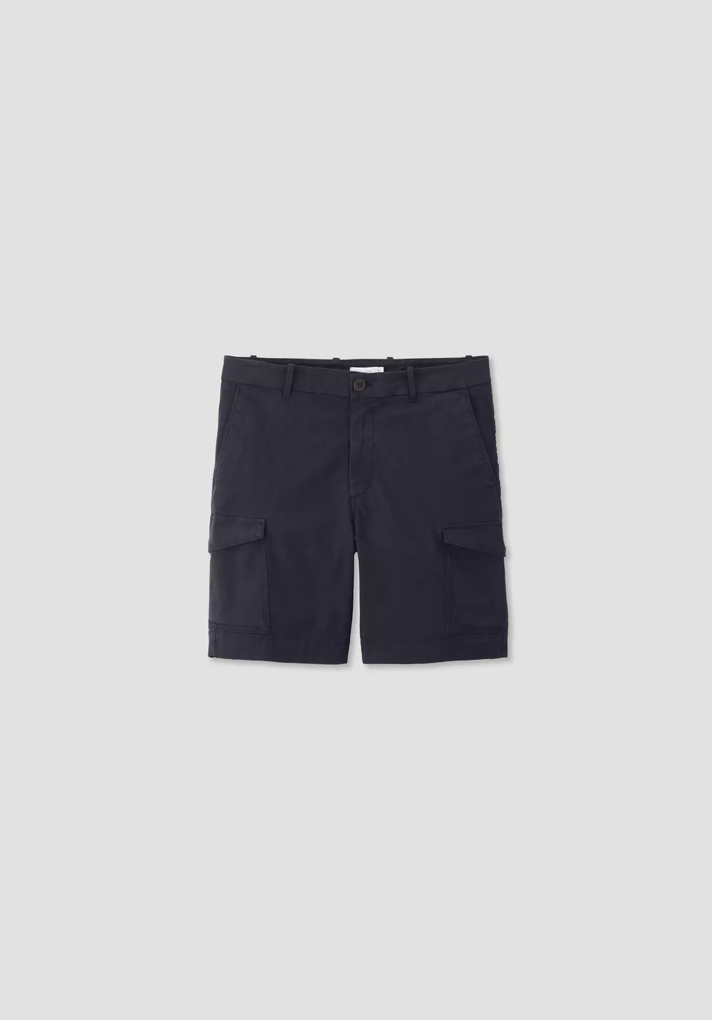 Relaxed cargo shorts made from organic cotton - 4