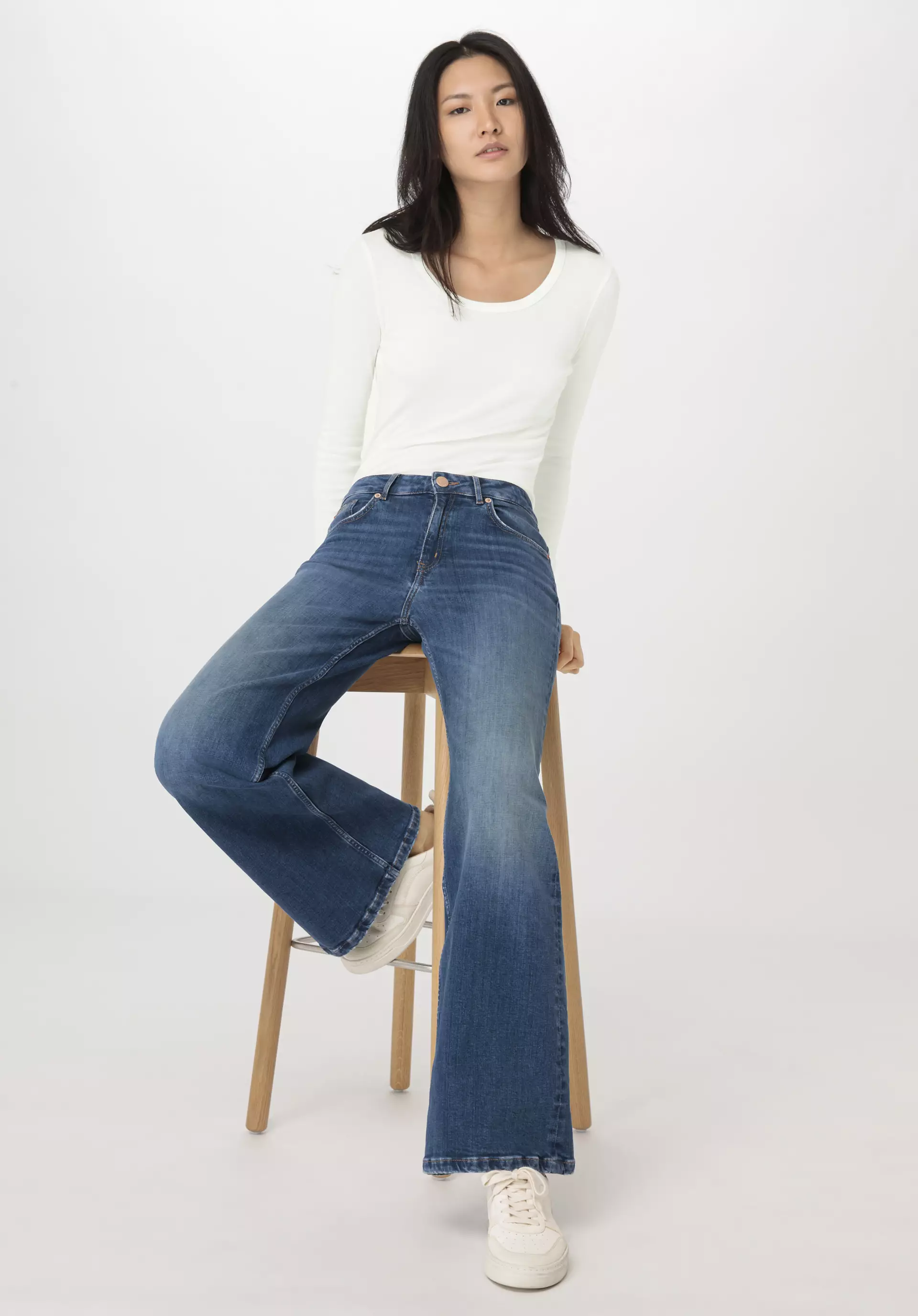Jeans ALVA High Rise Wide Leg aus Bio-Denim - 0