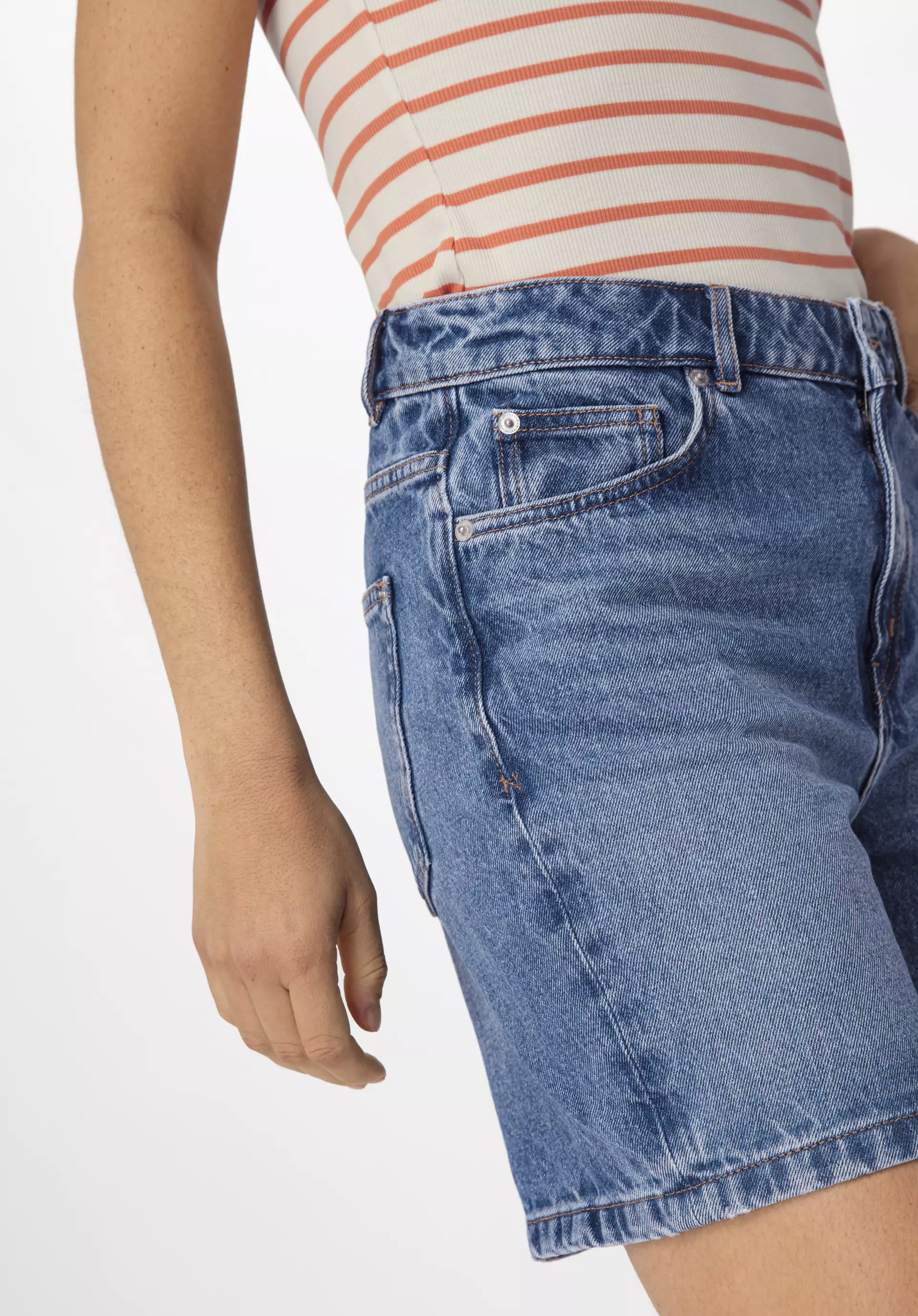 Jeans Shorts Relaxed aus reinem Bio-Denim - 1