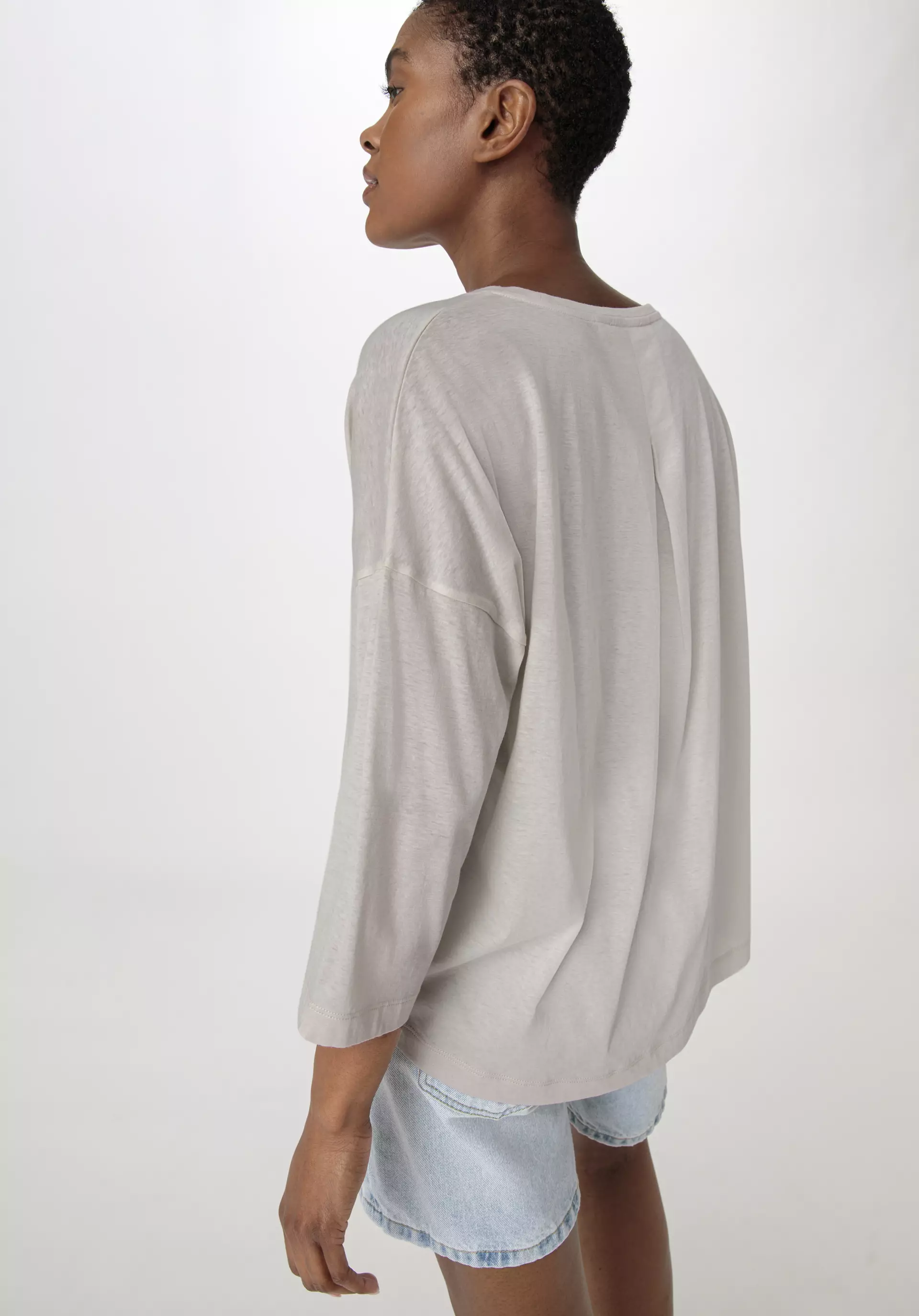 Premium Light Shirt Oversized aus reiner Bio-Baumwolle - 0