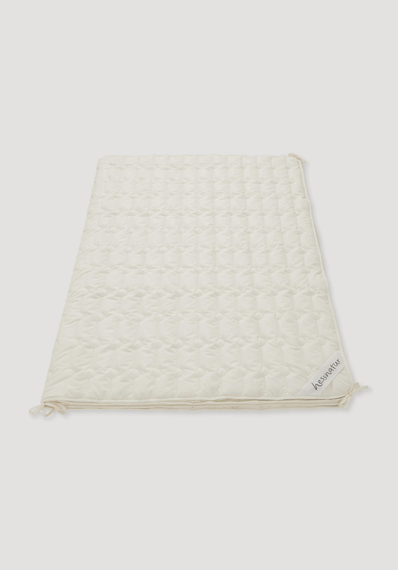 hessnatur 4-Jahreszeitendecke aus Bio-Baumwolle – naturfarben – Größe 155×200 cm 700/1350g