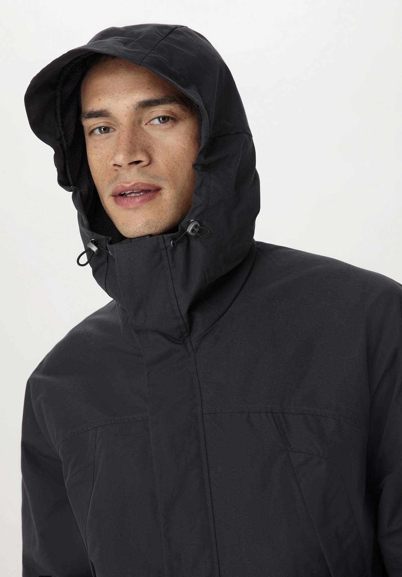 hessnatur Herren Allwetter-Jacke Relaxed NATURE SHELL aus Bio-Baumwolle - schwarz Größe 46