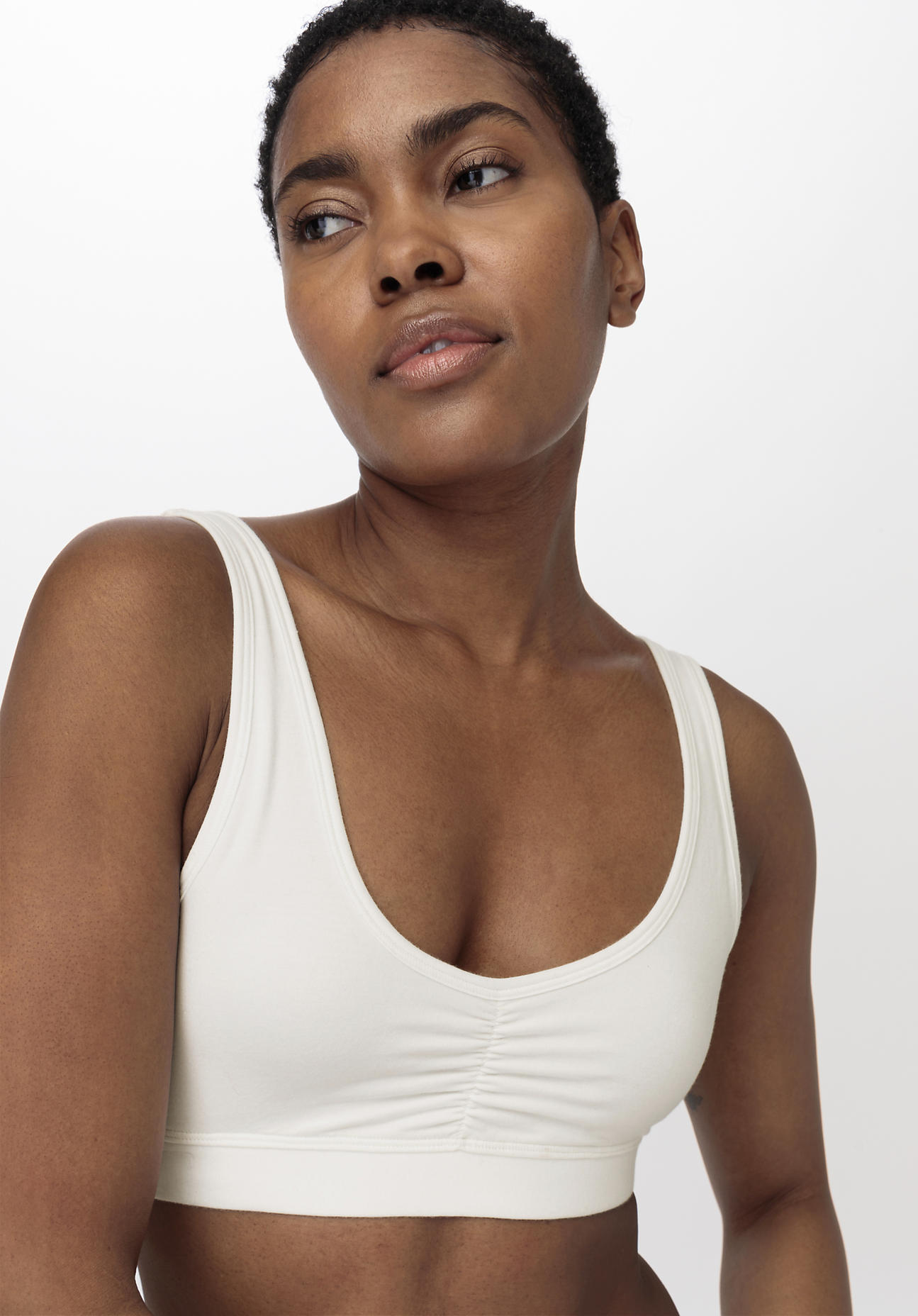 hessnatur Damen Bustier PURE BALANCE aus Bio-Baumwolle und TENCEL™ Modal - weiß Größe 36