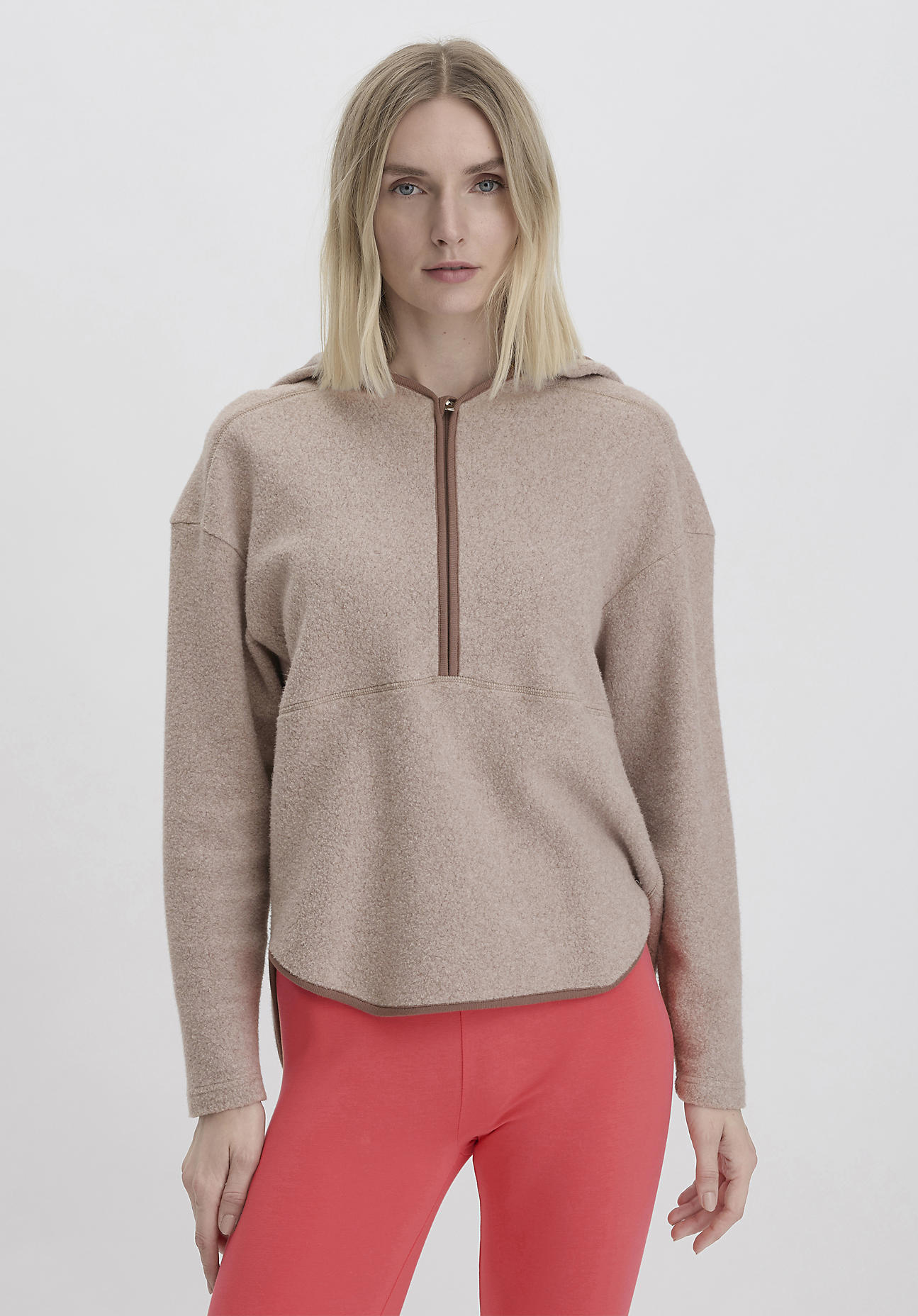 hessnatur Loungewear Fleece Hoodie Relaxed ACTIVE LIGHT aus Bio-Baumwolle - beige Größe M
