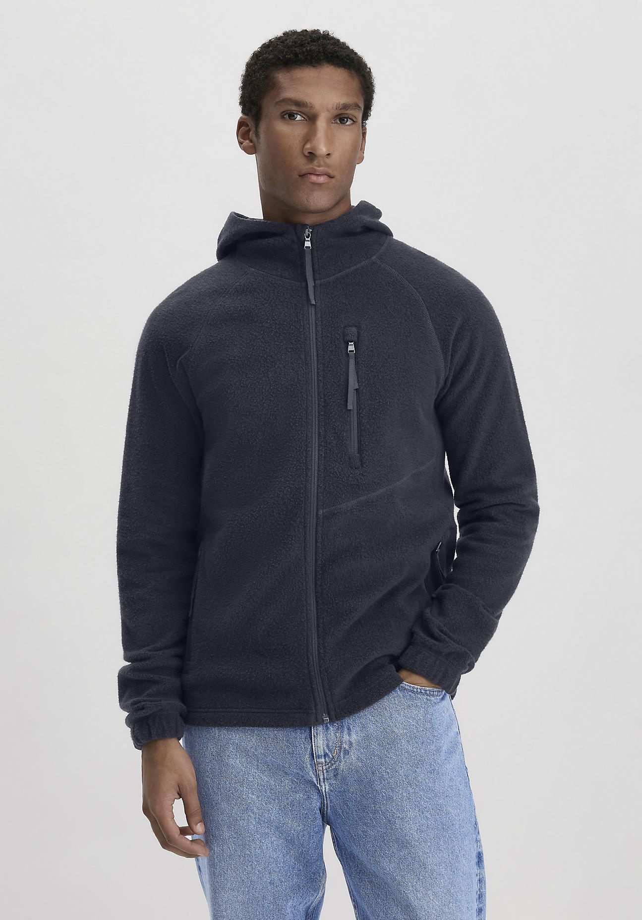 hessnatur Herren Fleece Jacke Kapuze Relaxed aus Bio-Baumwolle - blau Größe 52