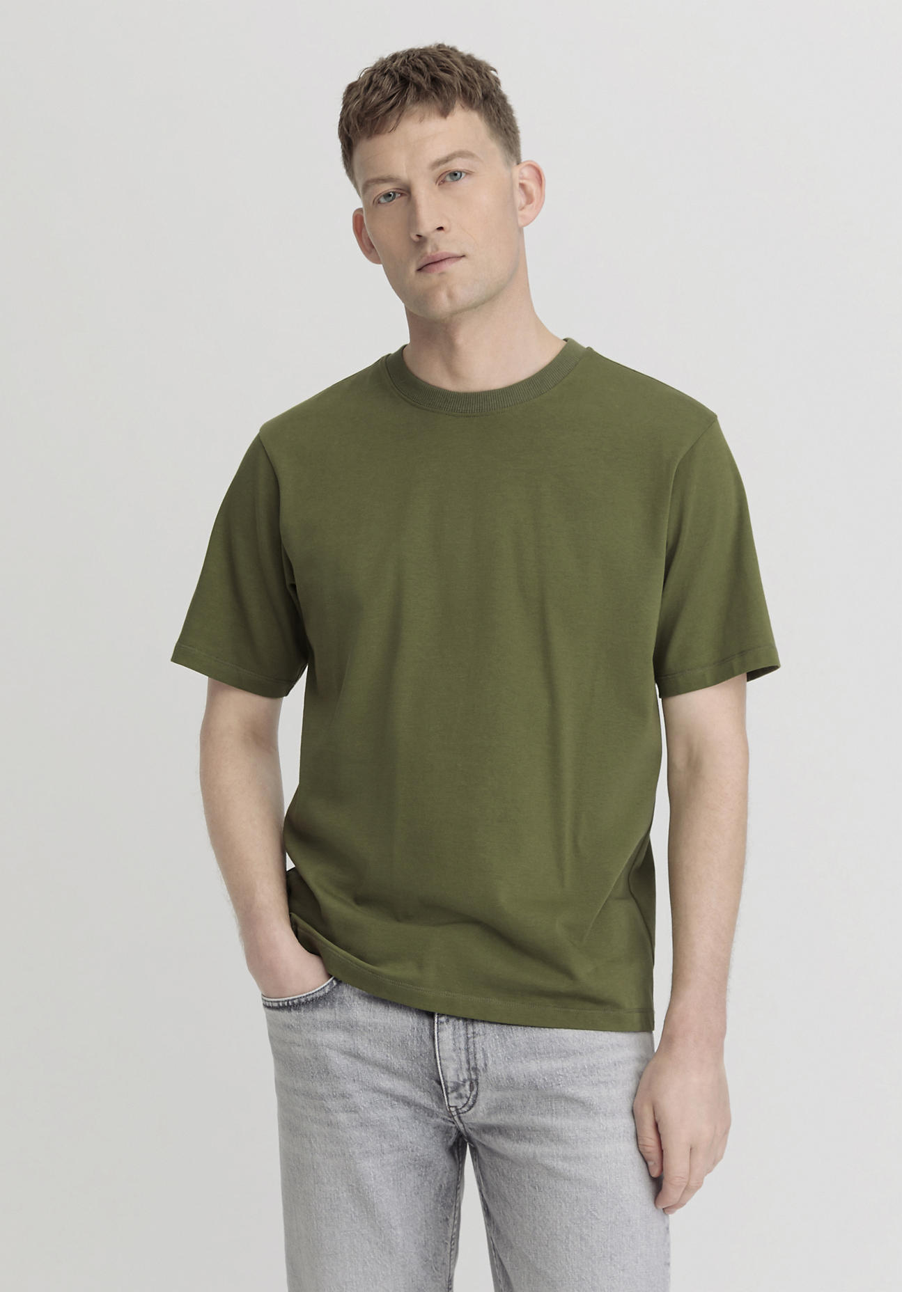 hessnatur Herren Heavy Shirt Relaxed aus Bio-Baumwolle - grün - Größe 52