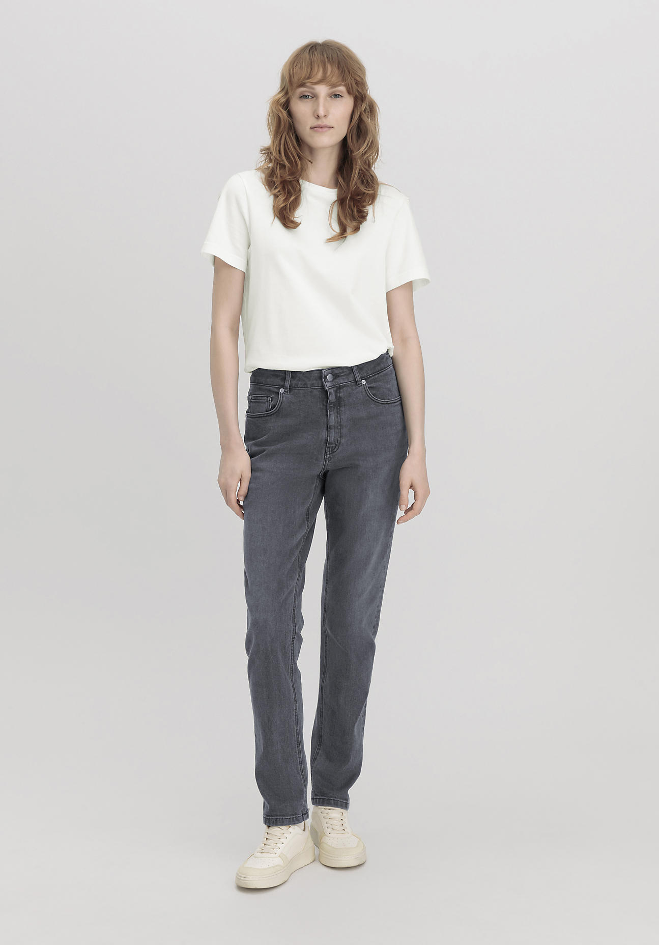 hessnatur Damen Jeans HANNA High Rise Mom aus Bio-Denim - schwarz Größe 34/32