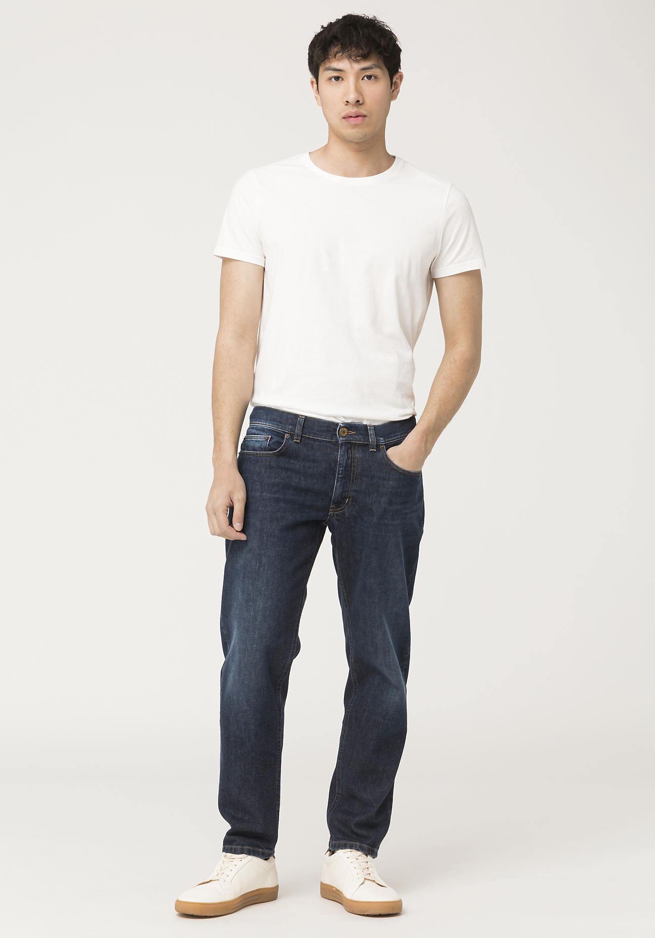hessnatur Herren Jeans Jasper Slim Fit aus COREVA™ Bio-Denim – blau – Größe 33/30