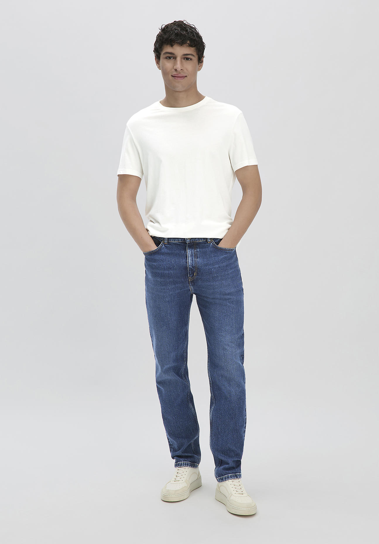 hessnatur Herren Jeans MADS Relaxed Tapered aus Bio-Denim - blau Größe 38/32