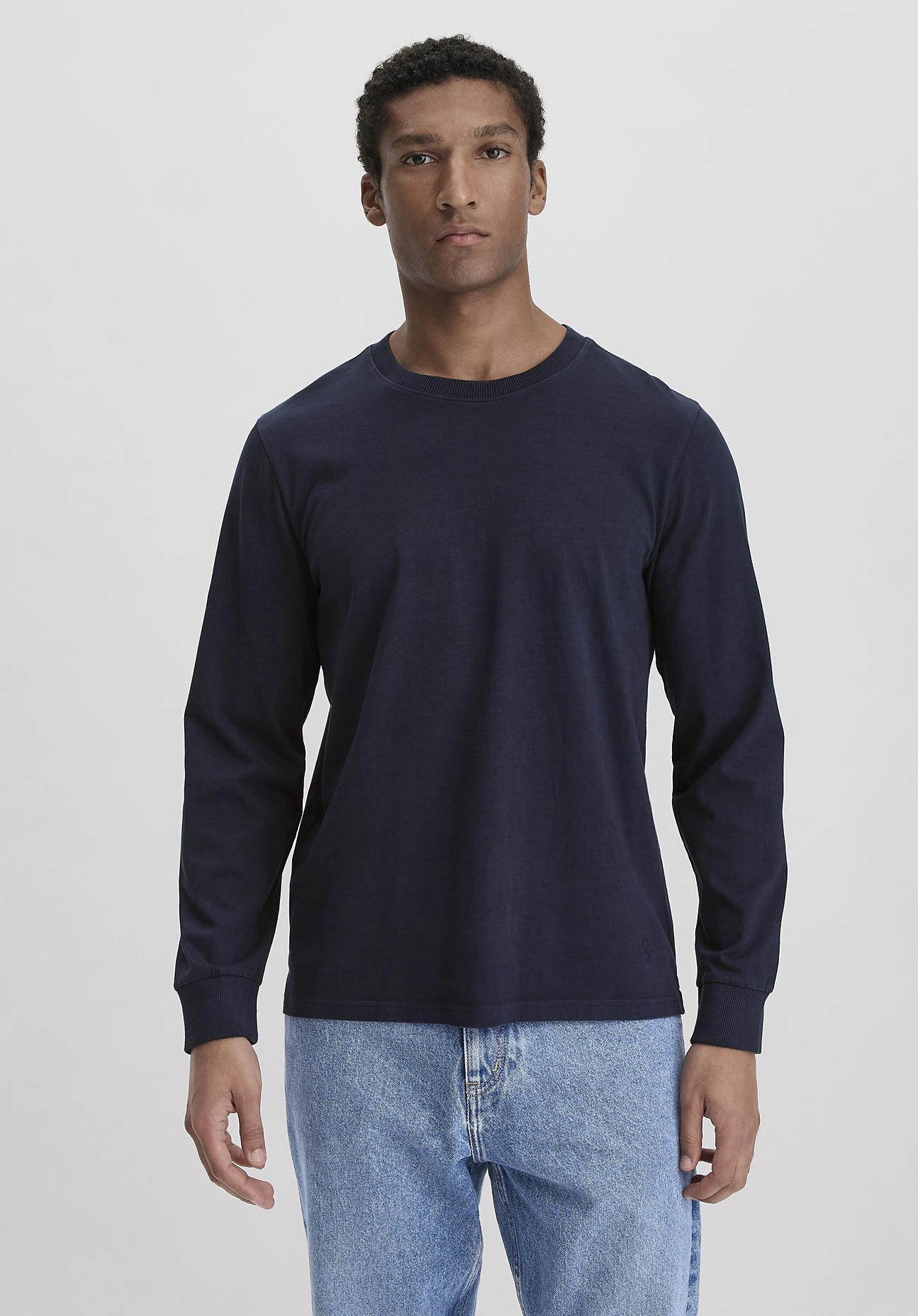 hessnatur Herren Jersey Longsleeve Relaxed - marine Größe 50