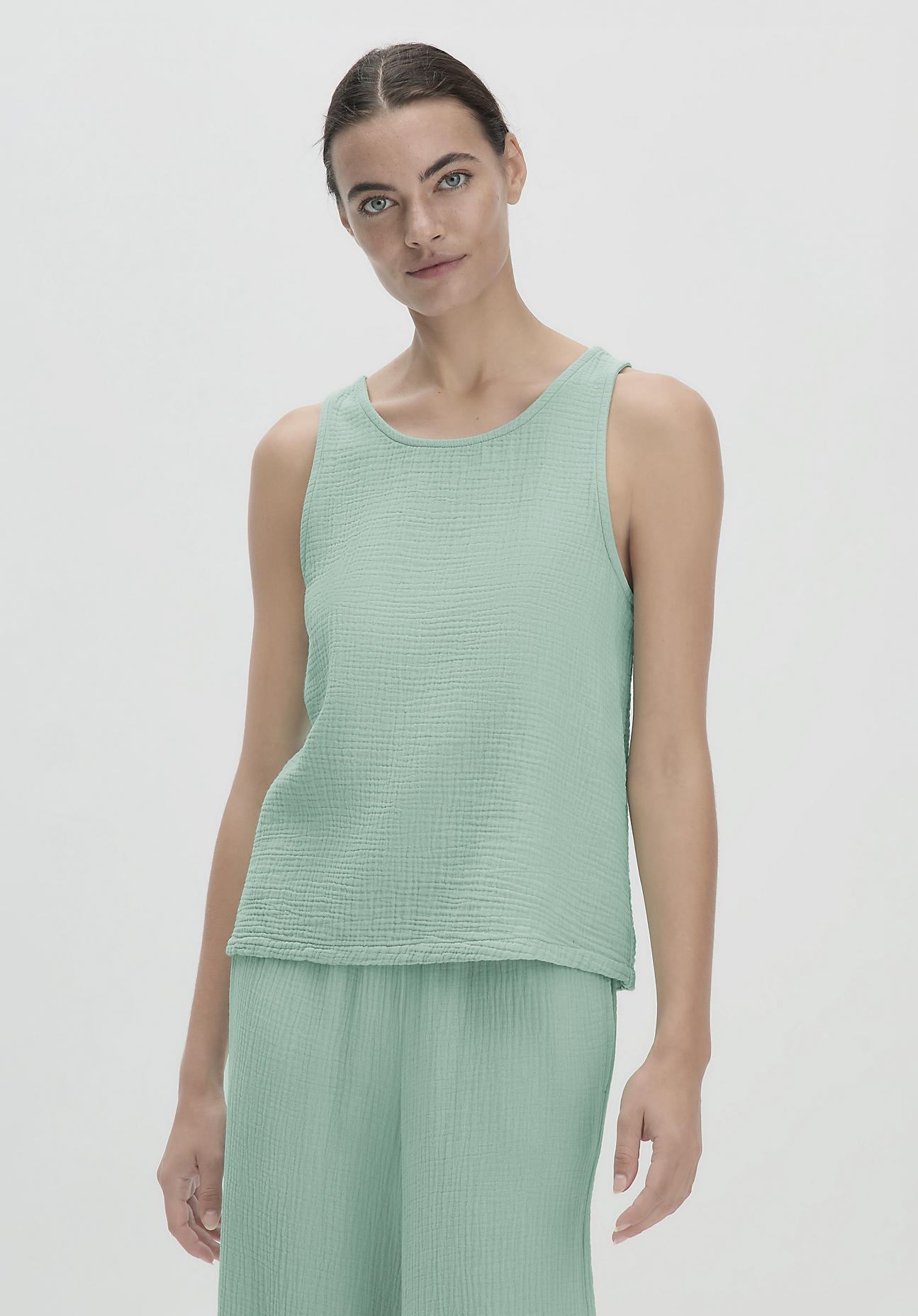 hessnatur Damen Musselin Top Regular PURE COMFORT aus Bio-Baumwolle - grün Größe 38
