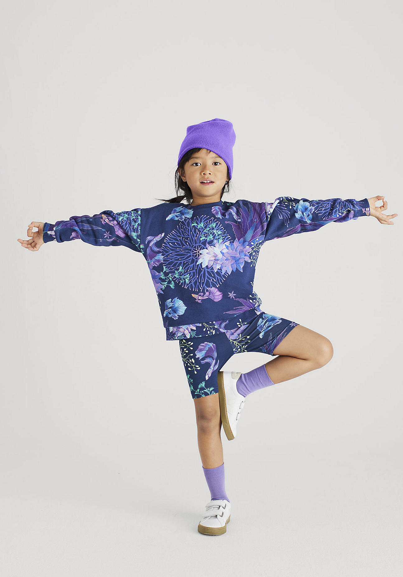hessnatur Kinder NAITO X HESSNATUR Sweatshirt Regular aus Bio-Baumwolle - blau - Größe 98/104