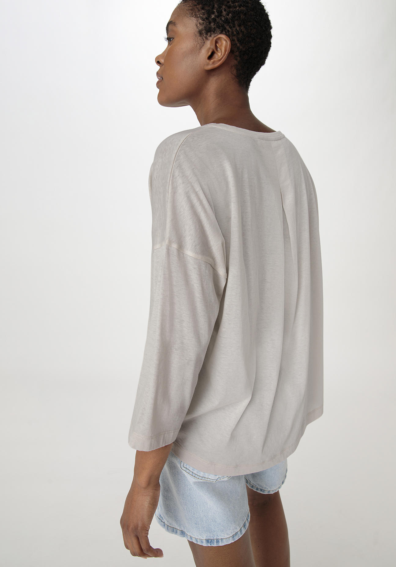 hessnatur Damen Premium Light Shirt Oversized aus Bio-Baumwolle - beige - Größe M