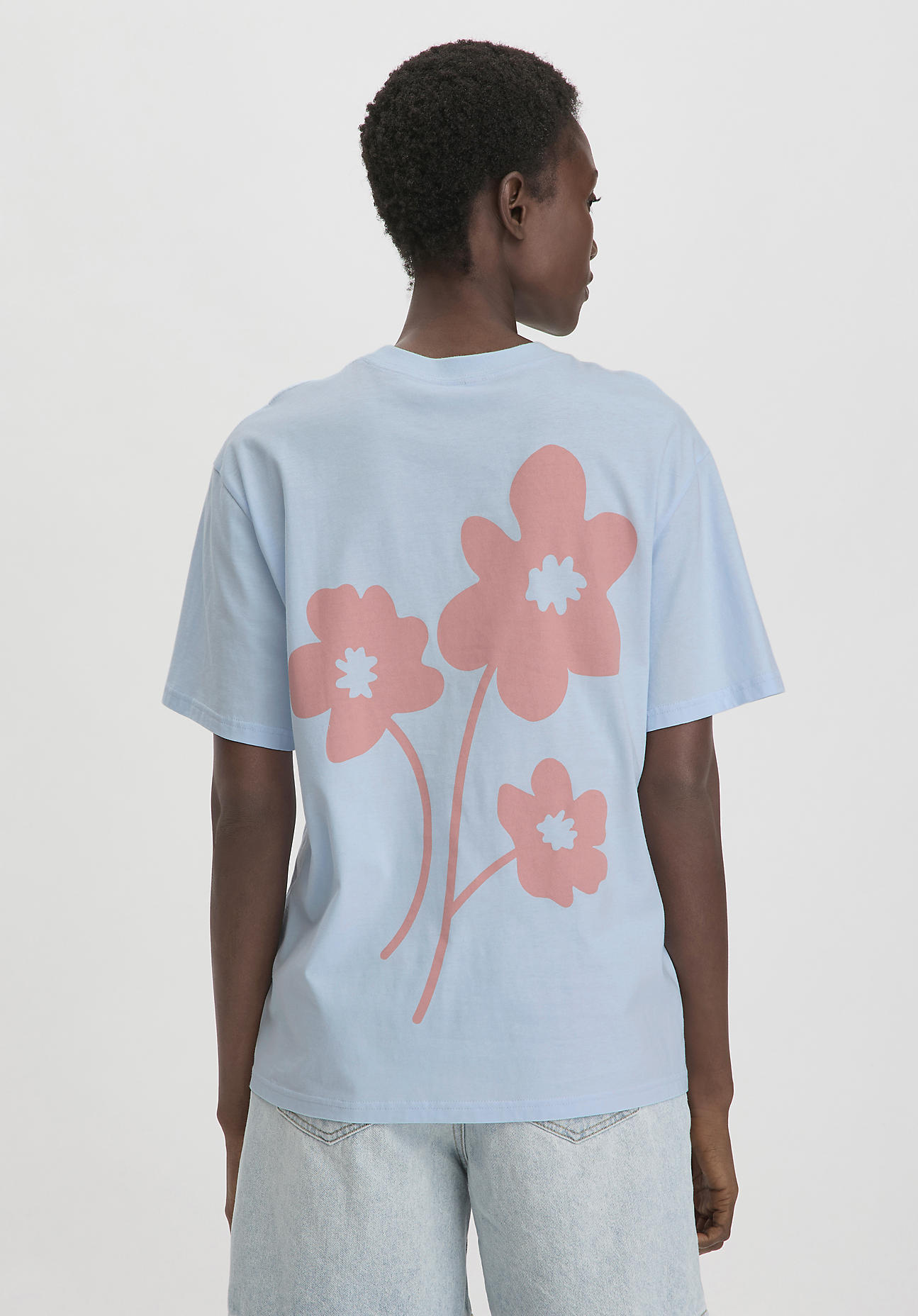 hessnatur Damen Print T-Shirt Oversize aus Bio-Baumwolle - blau Größe 46