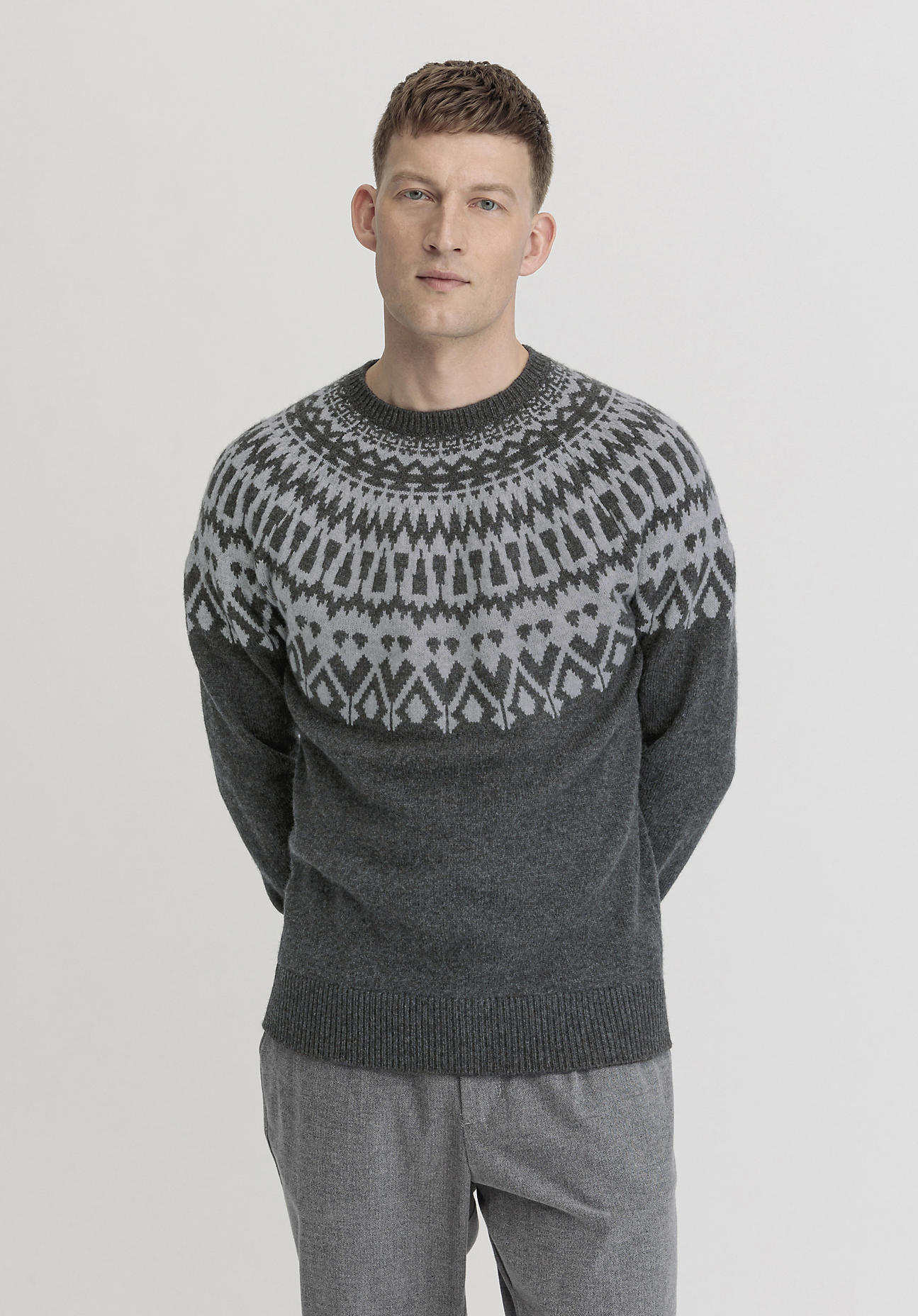 hessnatur Herren Pullover Norweger aus Schurwolle und edler Yak-Wolle - grau Größe 50