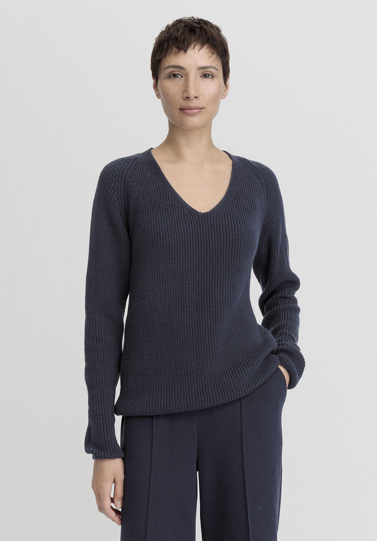 hessnatur Damen Pullover Regular aus Bio-Baumwolle - blau Größe 40