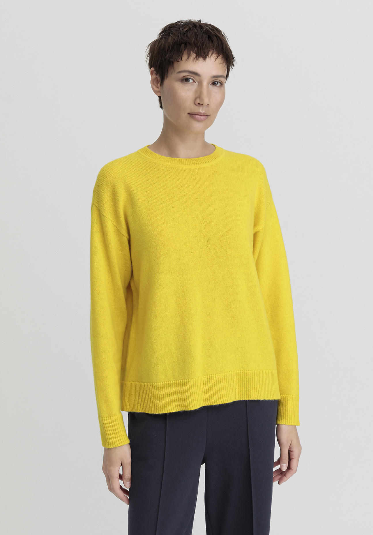 hessnatur Damen Pullover Relaxed aus Alpaka Wolle - gelb Größe XS