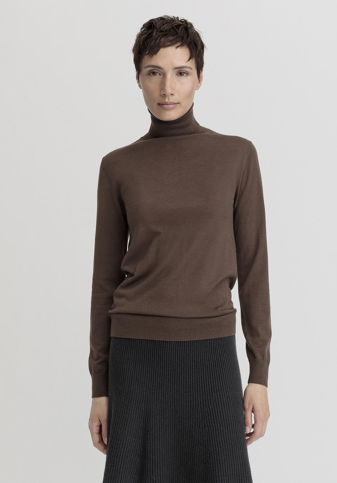 hessnatur Damen Pullover Rollkragen Regular aus Bio-Merinowolle - braun Größe 36