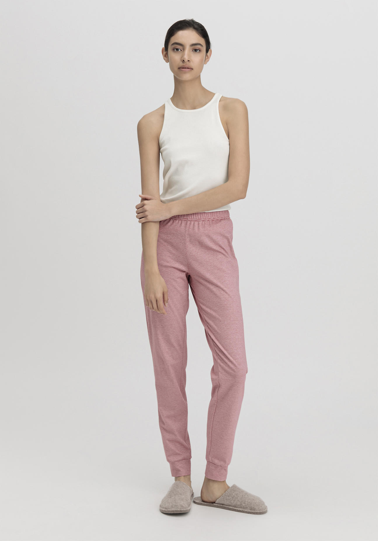 hessnatur Damen Schlafhose Slim PURE COTTON aus Bio-Baumwolle - rot Größe 44
