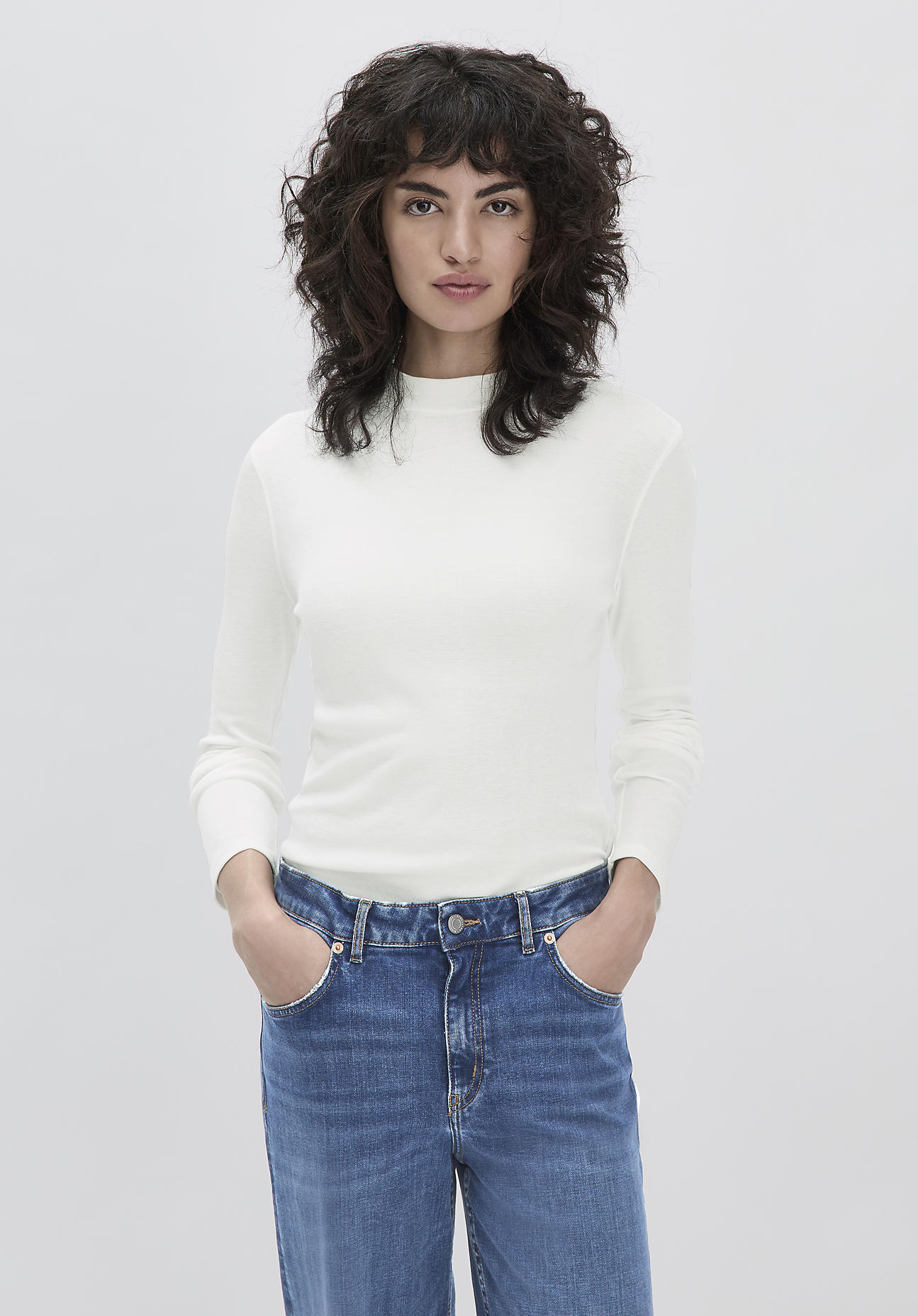 hessnatur Damen Softrib Langarmshirt Slim aus Bio-Baumwolle und TENCEL™ Modal - weiß Größe 42