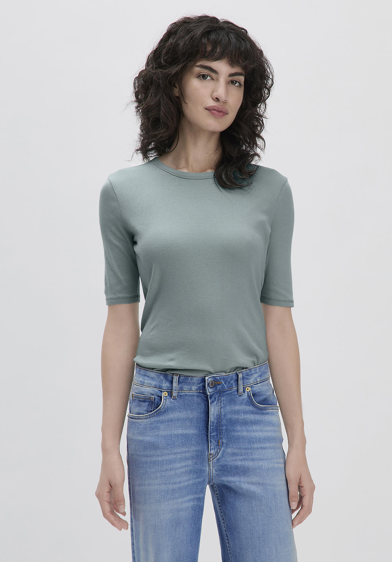 hessnatur Damen Softrib Shirt Fitted aus Bio-Baumwolle und TENCEL™ Modal - grün Größe 46
