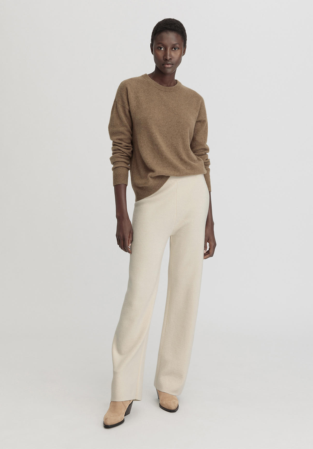 hessnatur Damen Strickhose Relaxed aus Bio-Baumwolle und Bio-Merinowolle - natur Größe M