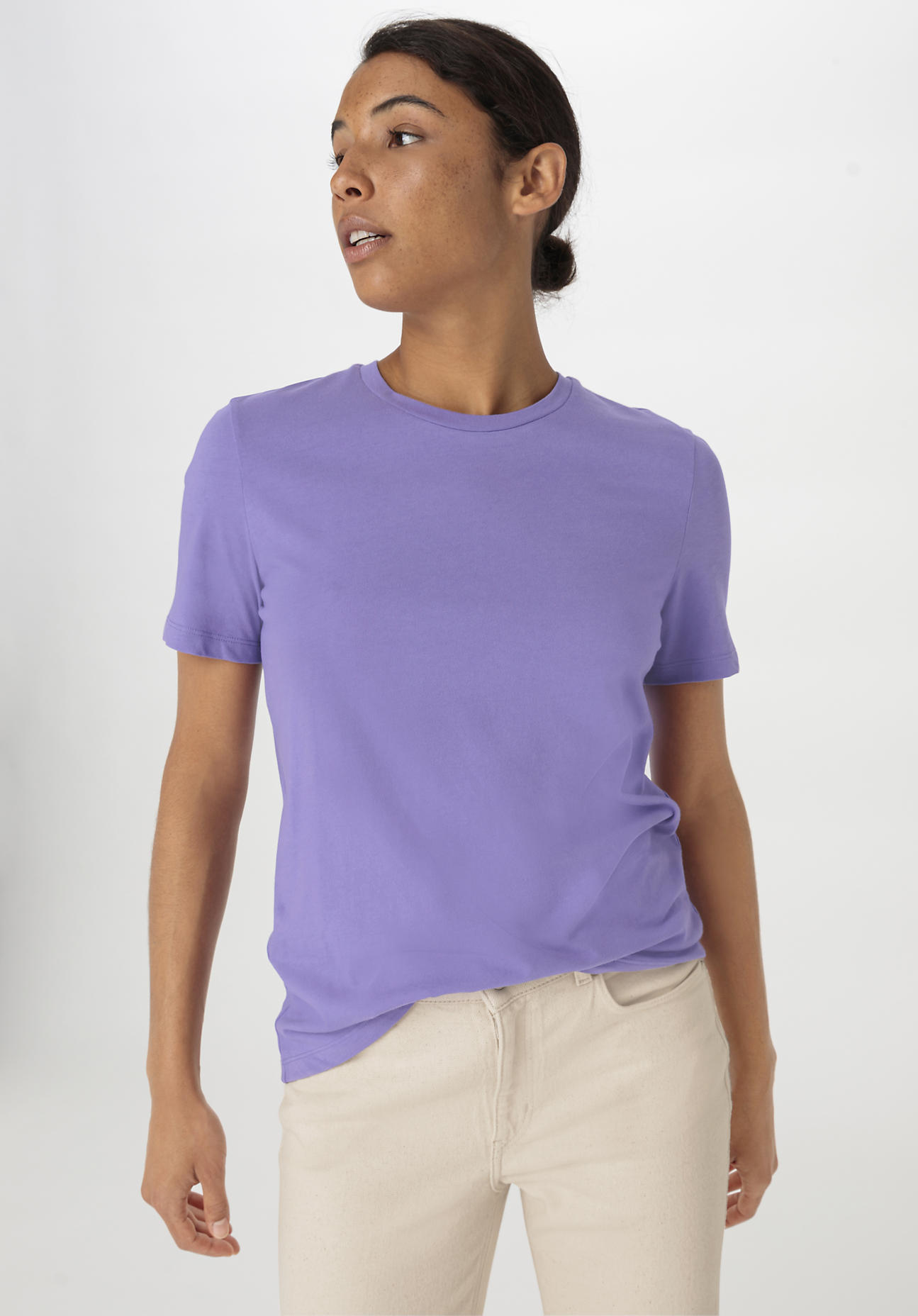 hessnatur Damen T-Shirt Regular aus Bio-Baumwolle - lila Größe 34