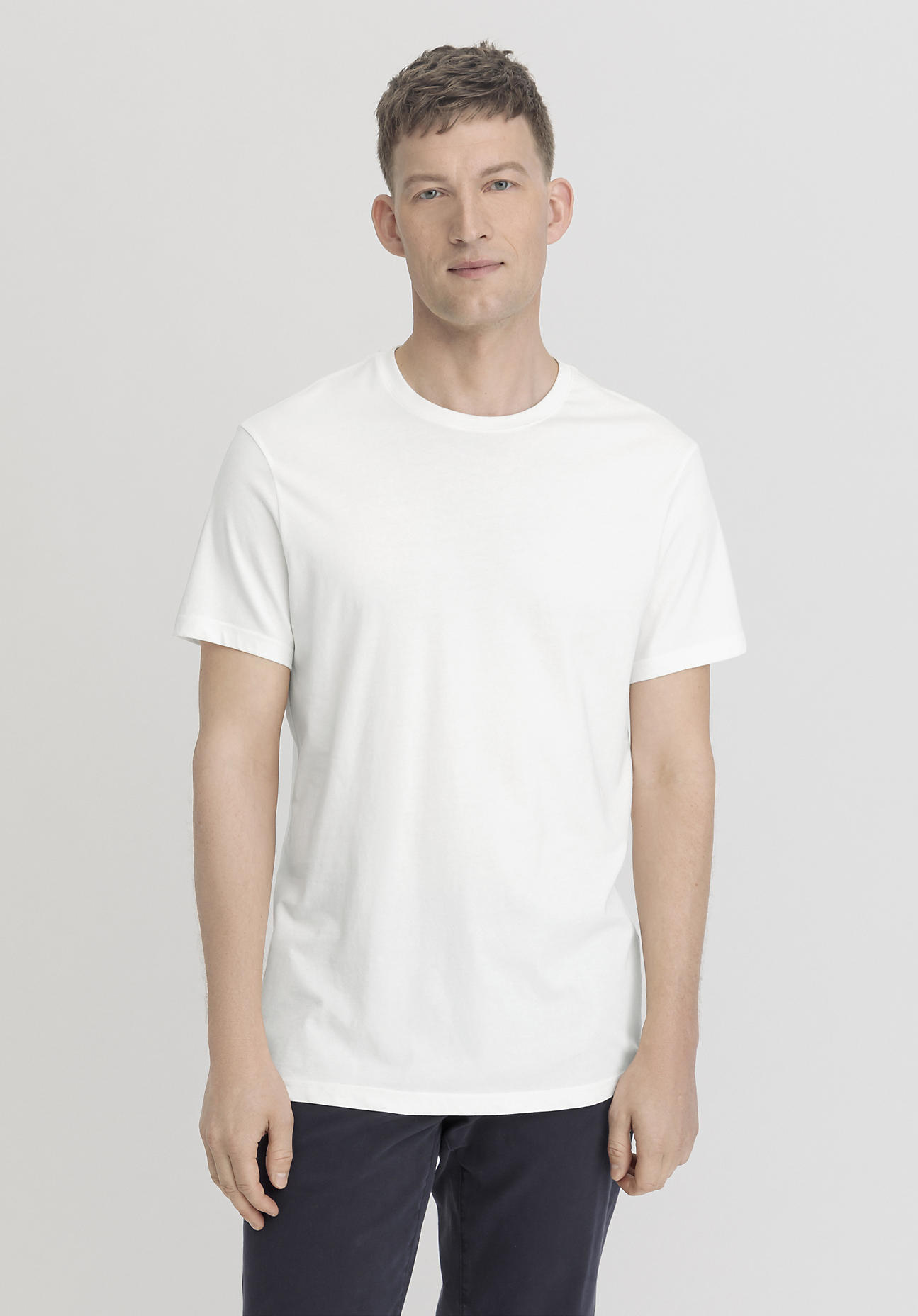 hessnatur Herren T-Shirt Regular aus Bio-Baumwolle - weiß - Größe 46