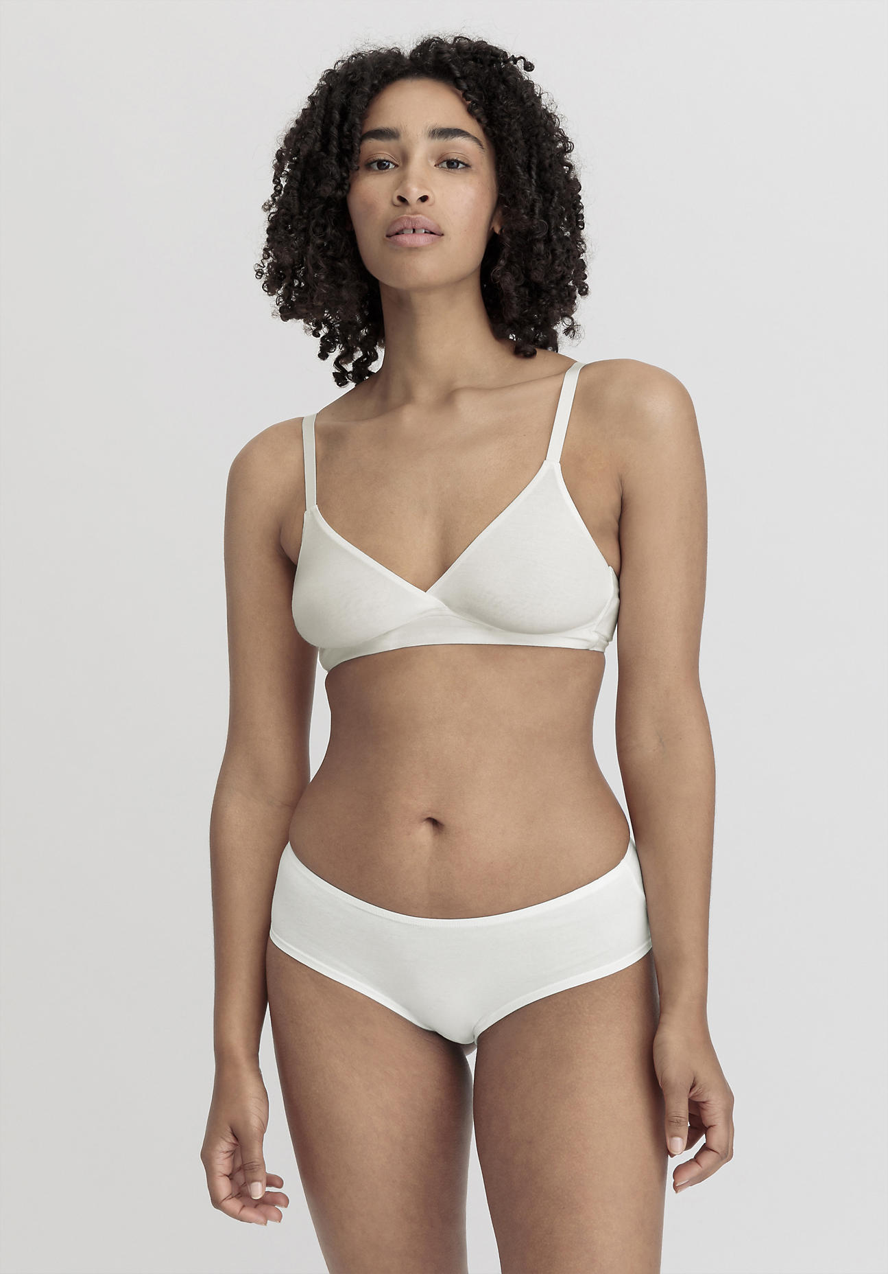 hessnatur Damen Triangel BH bügellos PURE SENSE aus TENCEL™ Modal - weiß Größe 85B