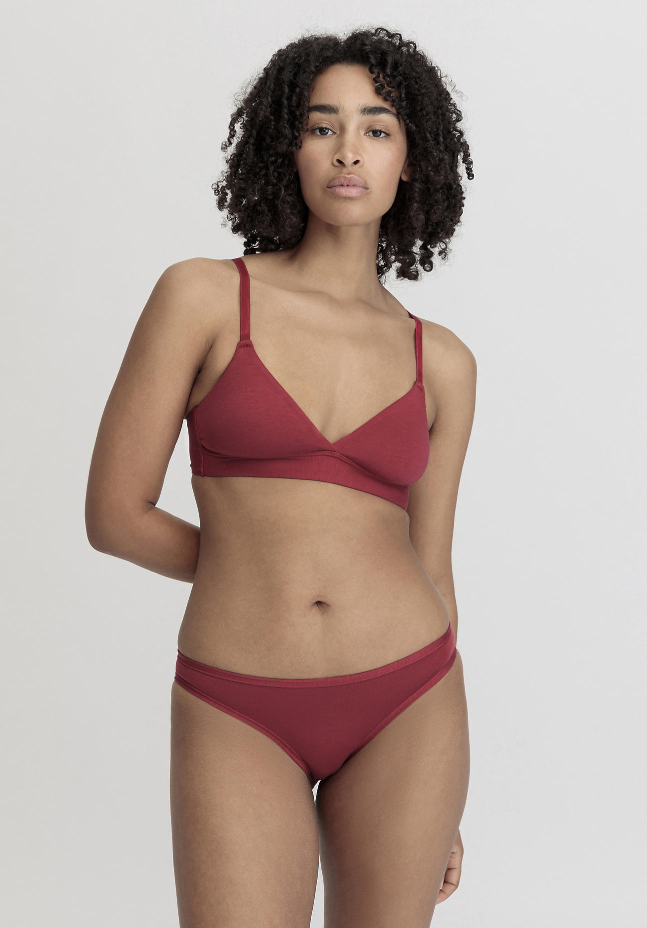 hessnatur Damen Triangel BH bügellos PURE SENSE aus TENCEL™ Modal - rot Größe 70B