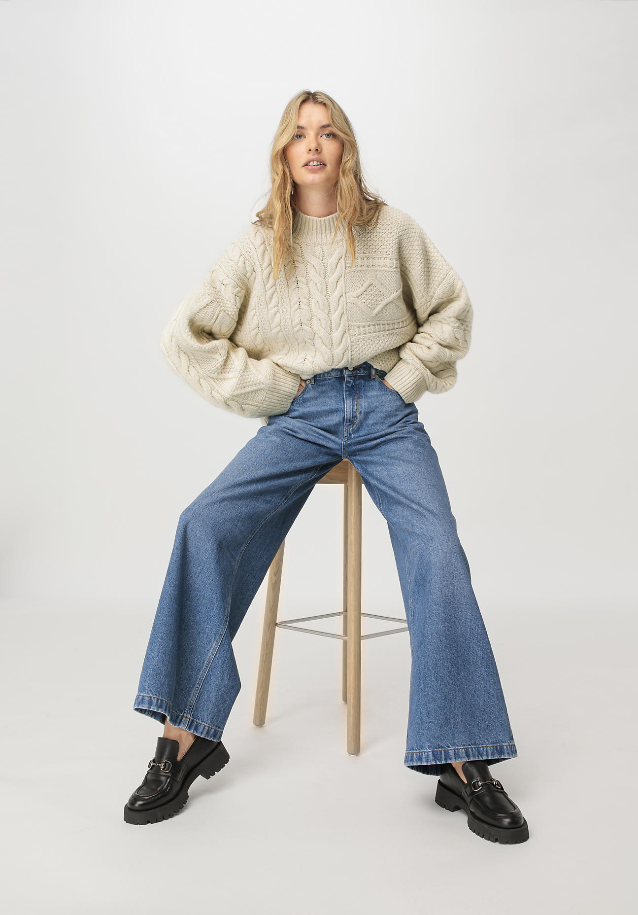 hessnatur Damen WUNDERKIND X HESSNATUR Jeans High Rise Flared aus Bio-Denim – blau – Größe 27/32