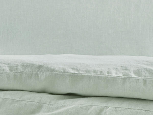 Bedding set made of organic linen with organic cotton