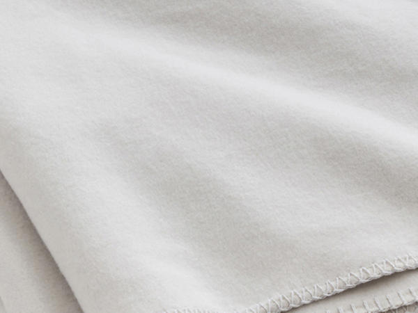 BetterRecycling velor blanket made from pure organic cotton