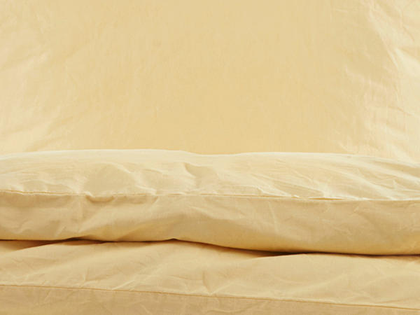Plant-dyed Renforcé bed linen made from pure organic cotton